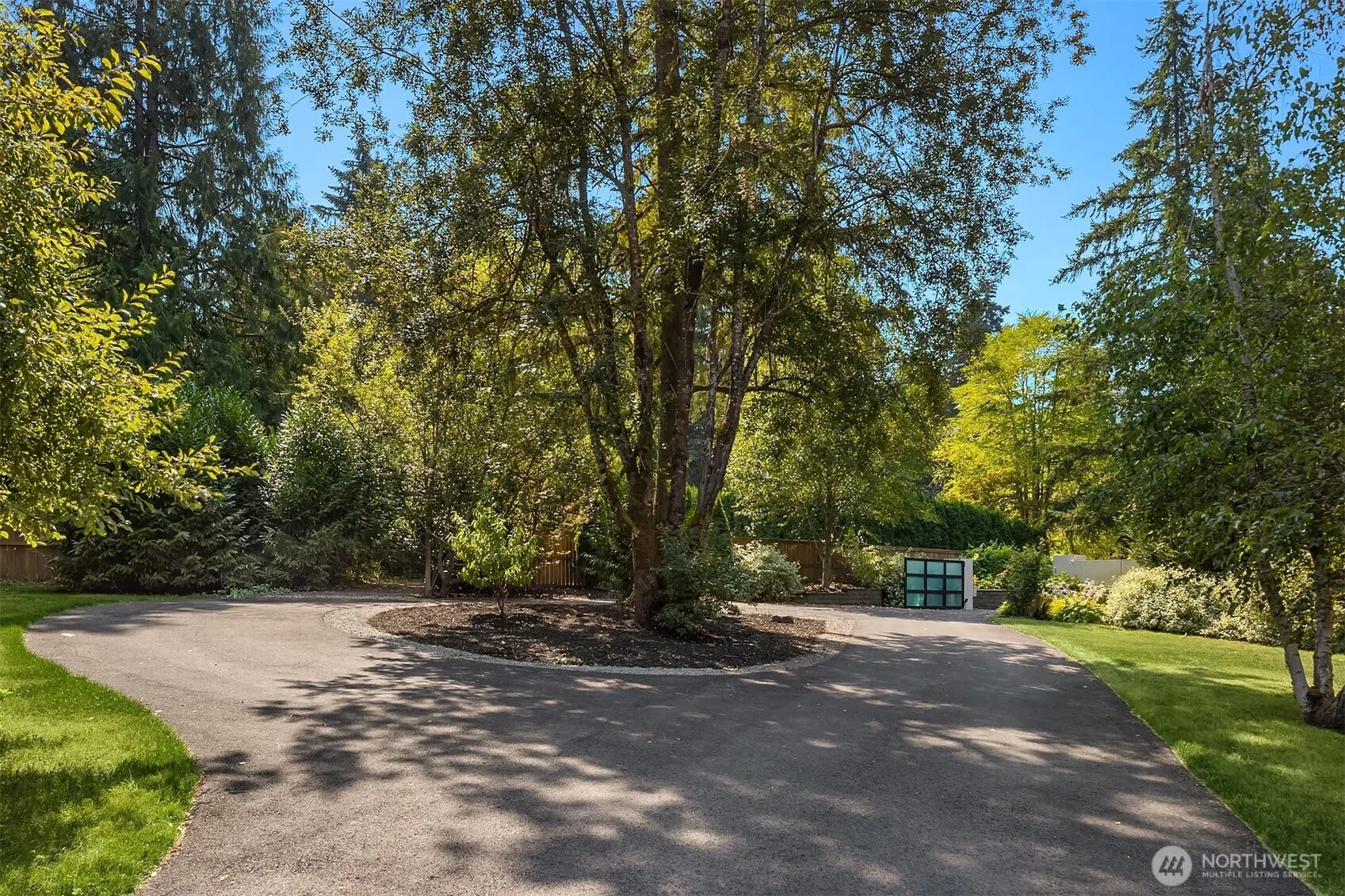 17804 164th Avenue NE, Woodinville, WA 98072