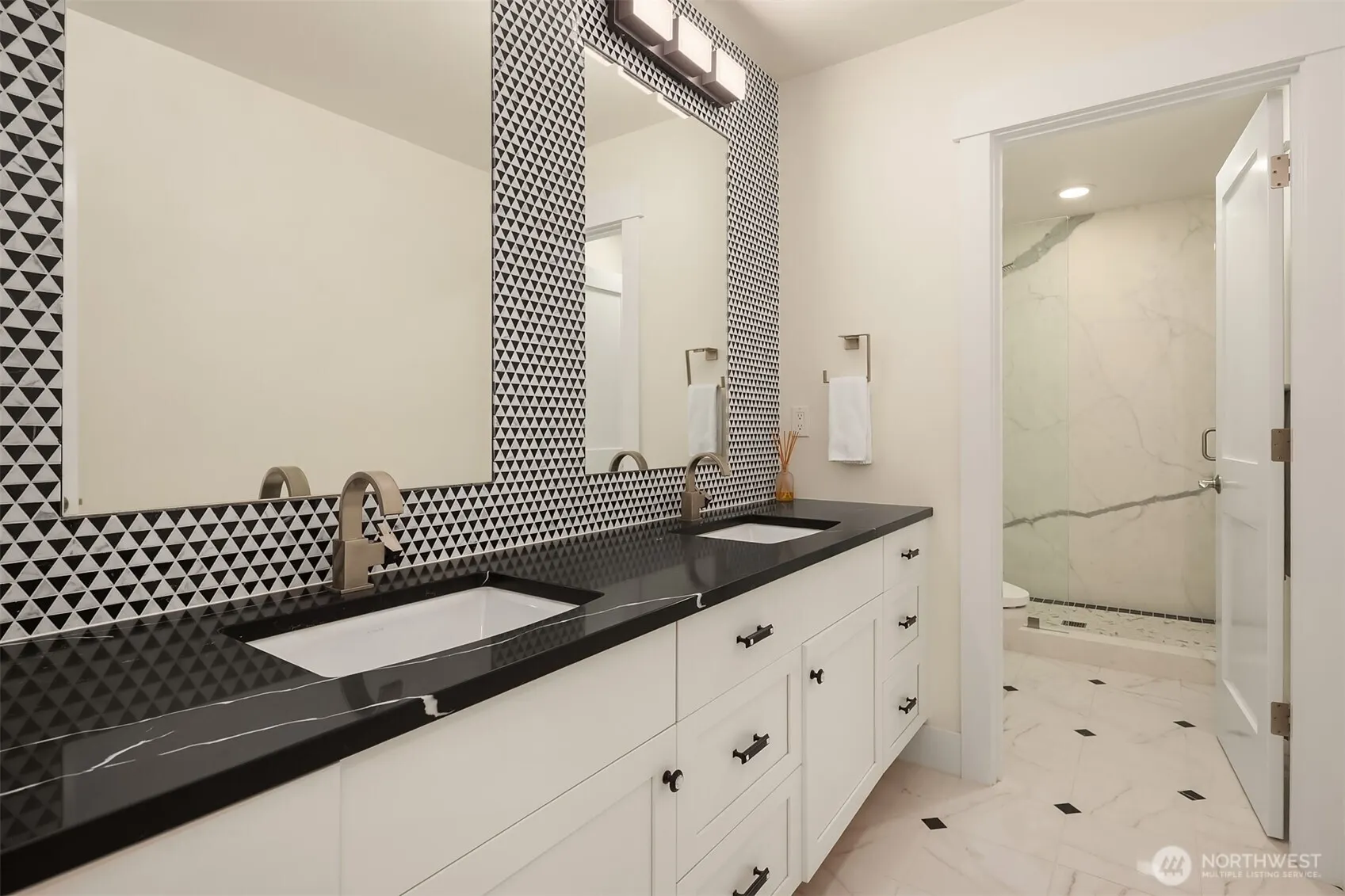 17804 164th Avenue NE, Woodinville, WA 98072