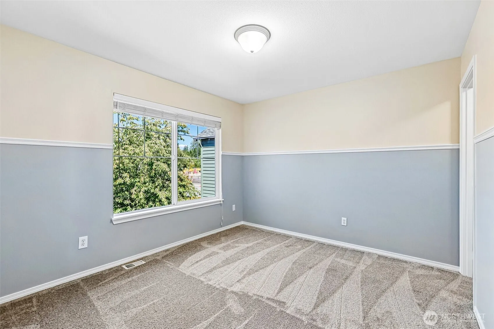22754 NE 94th Way , Redmond, WA 98053