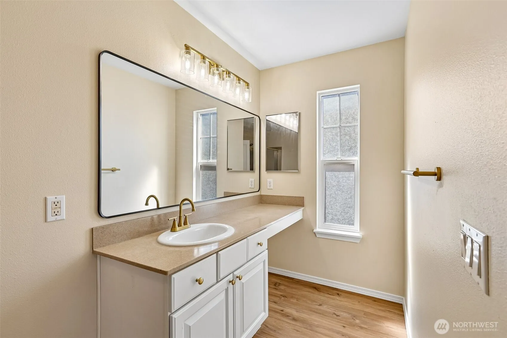 22754 NE 94th Way , Redmond, WA 98053