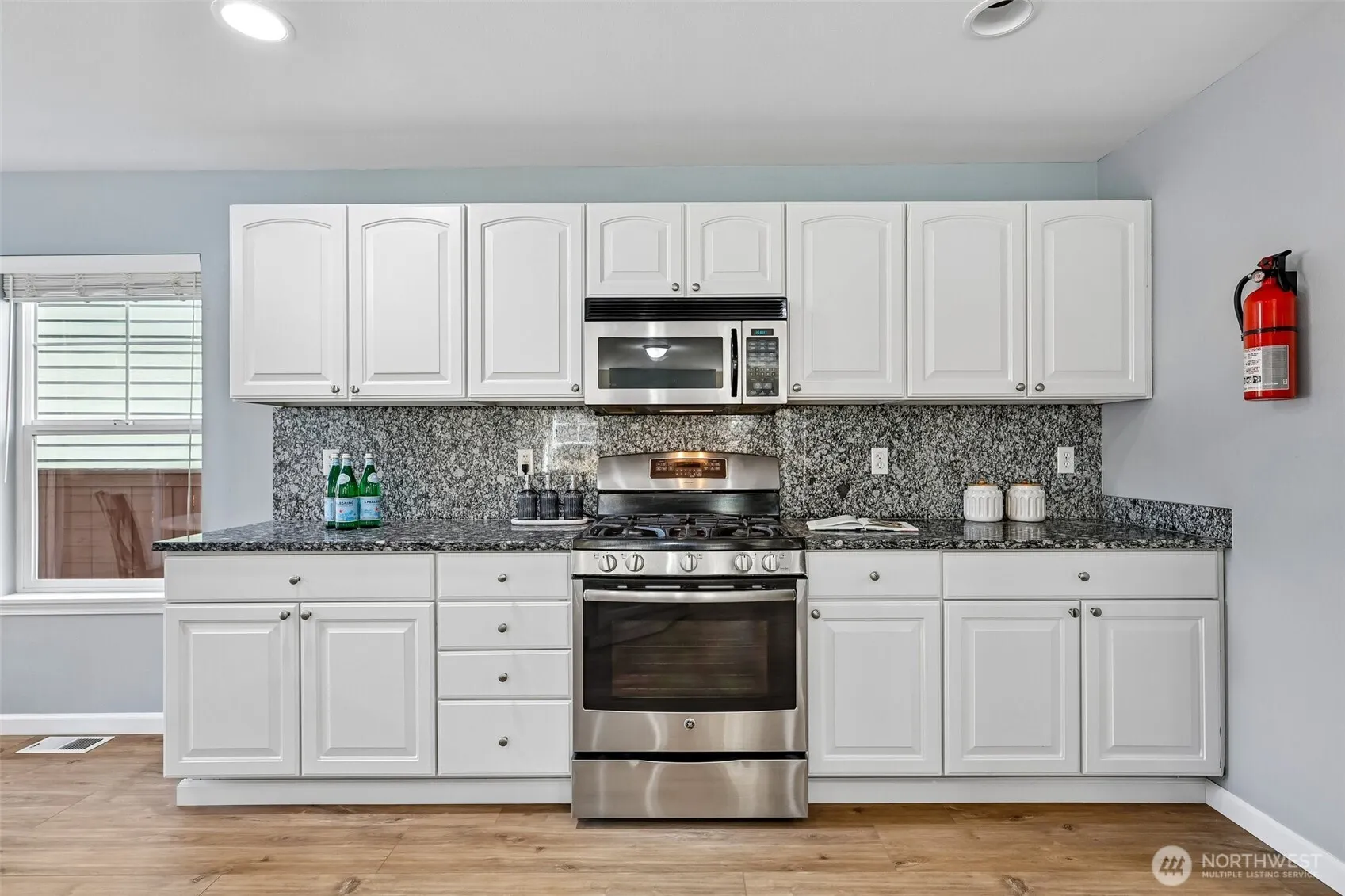22754 NE 94th Way , Redmond, WA 98053