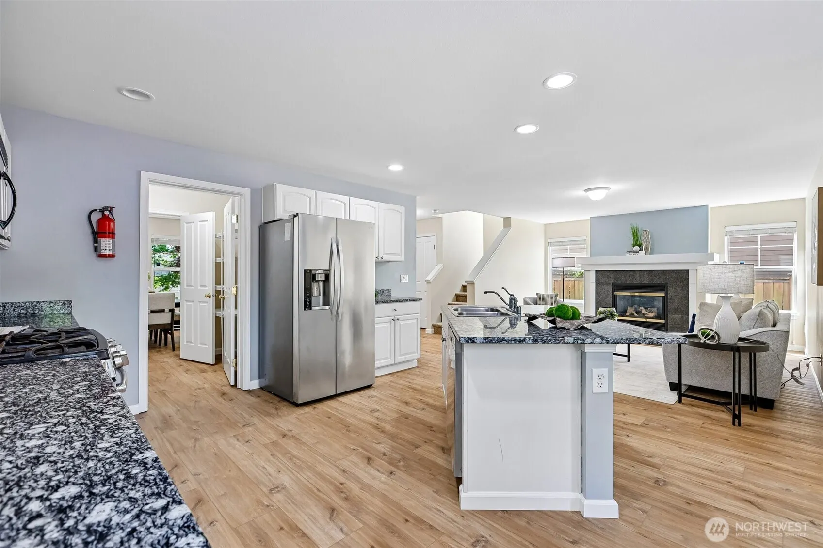 22754 NE 94th Way , Redmond, WA 98053