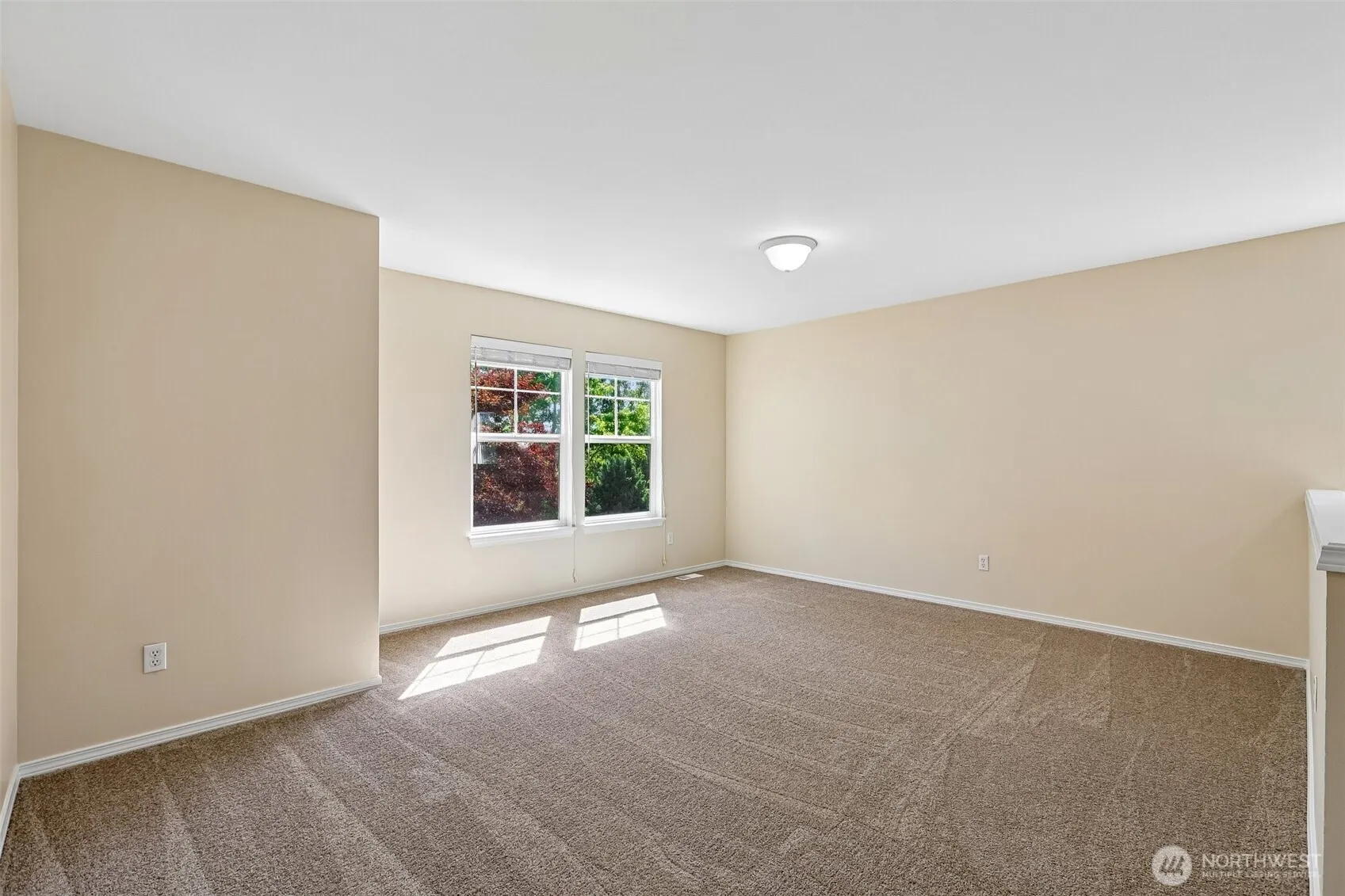 22754 NE 94th Way , Redmond, WA 98053