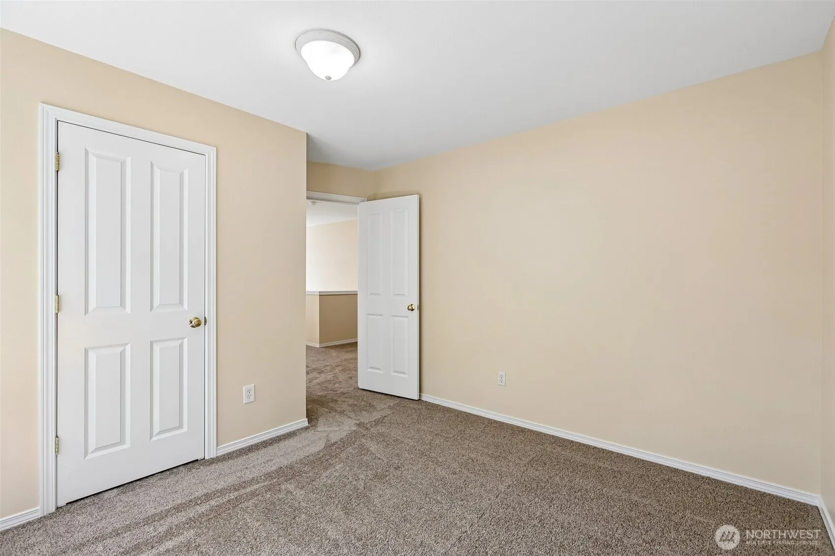 22754 NE 94th Way , Redmond, WA 98053