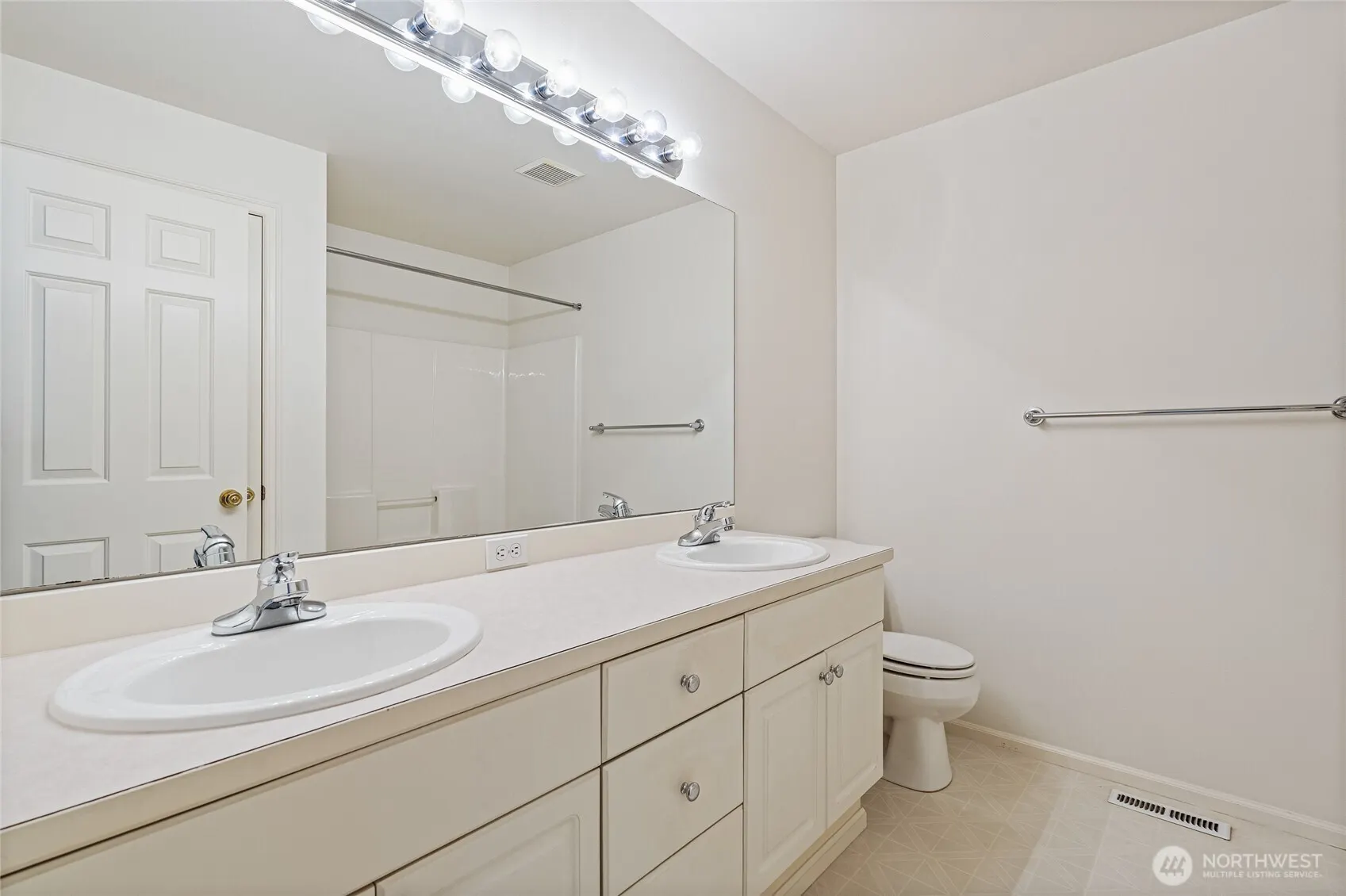 1728 164th Street SE, Mill Creek, WA 98012