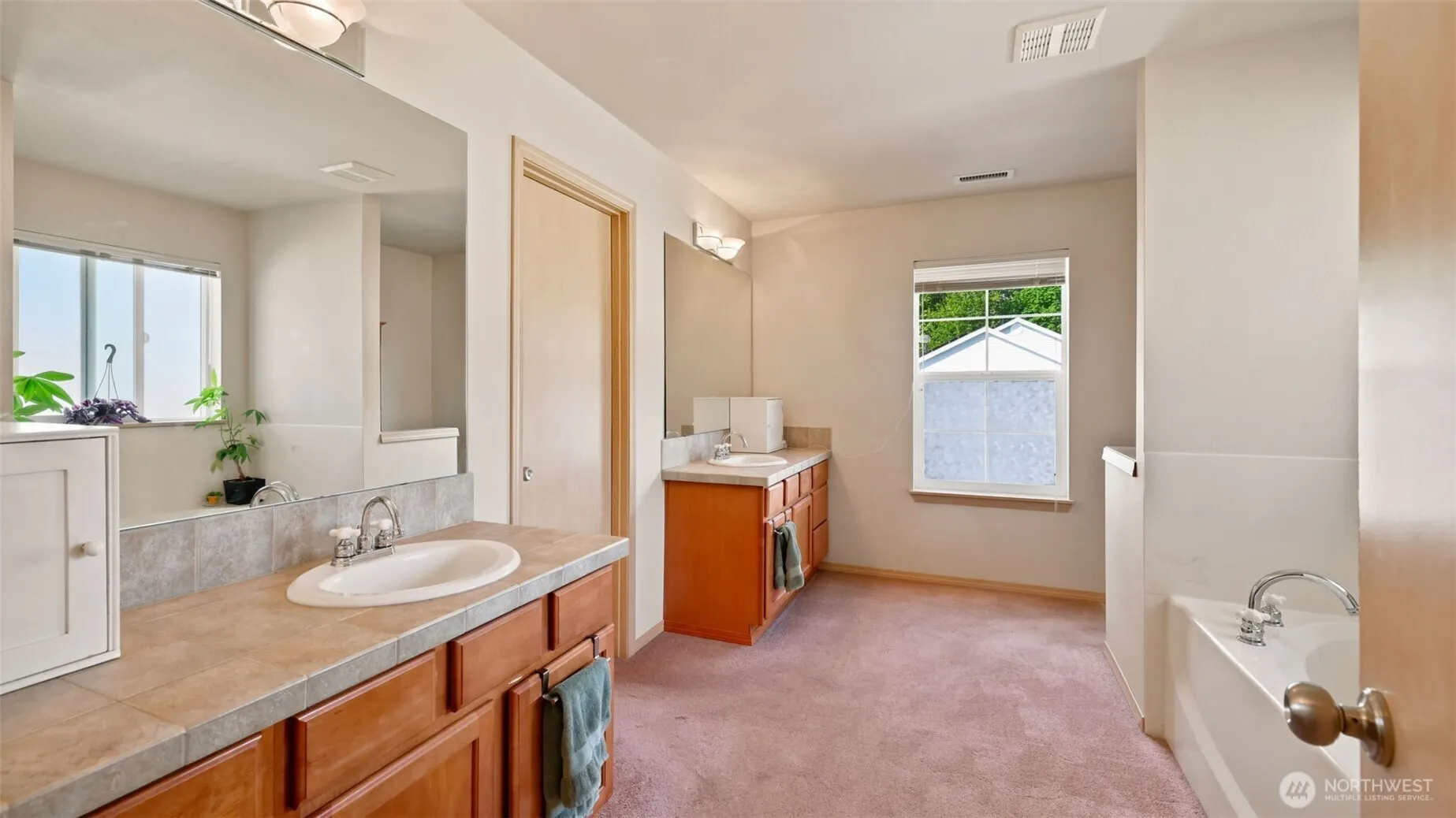 18128 168th Way SE, Renton, WA 98058