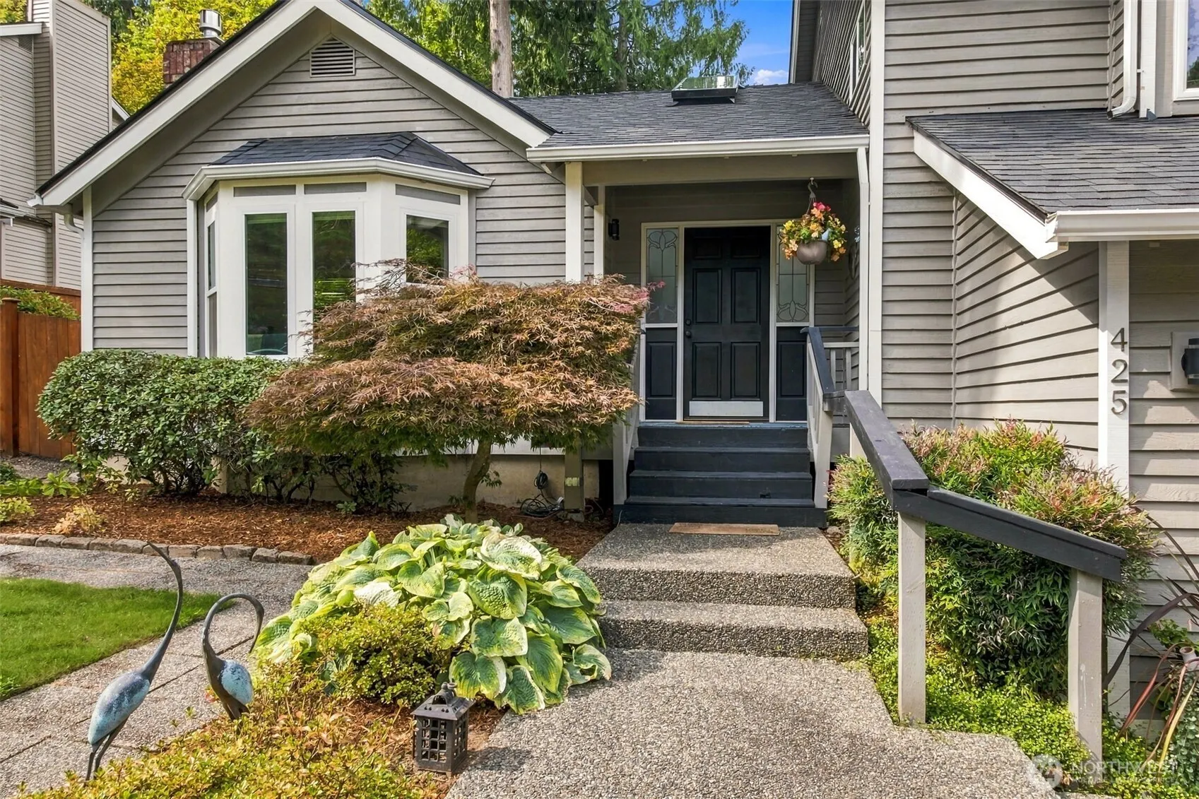 425 Jasmine Place NW, Issaquah, WA 98027-2638
