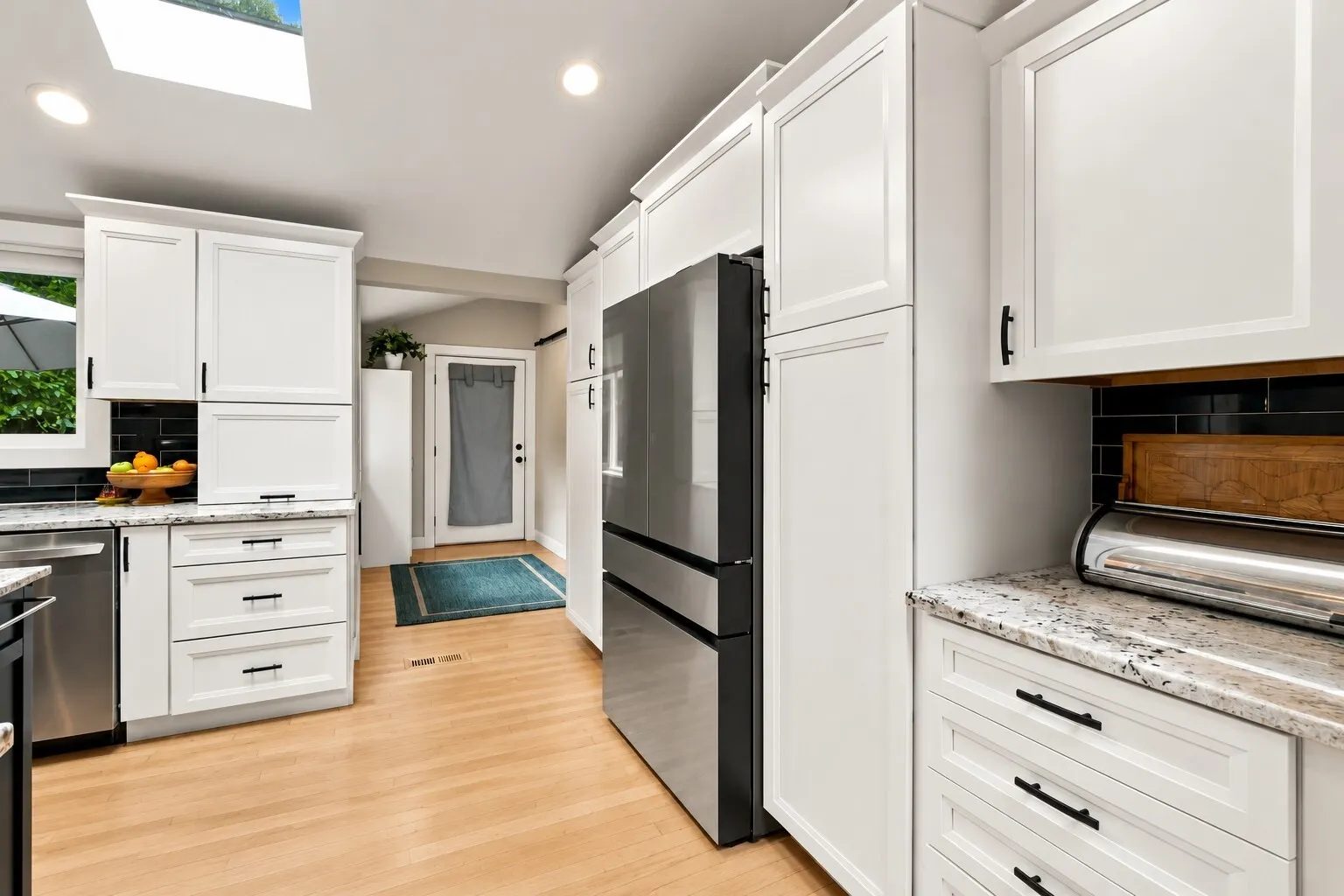425 Jasmine Place NW, Issaquah, WA 98027-2638