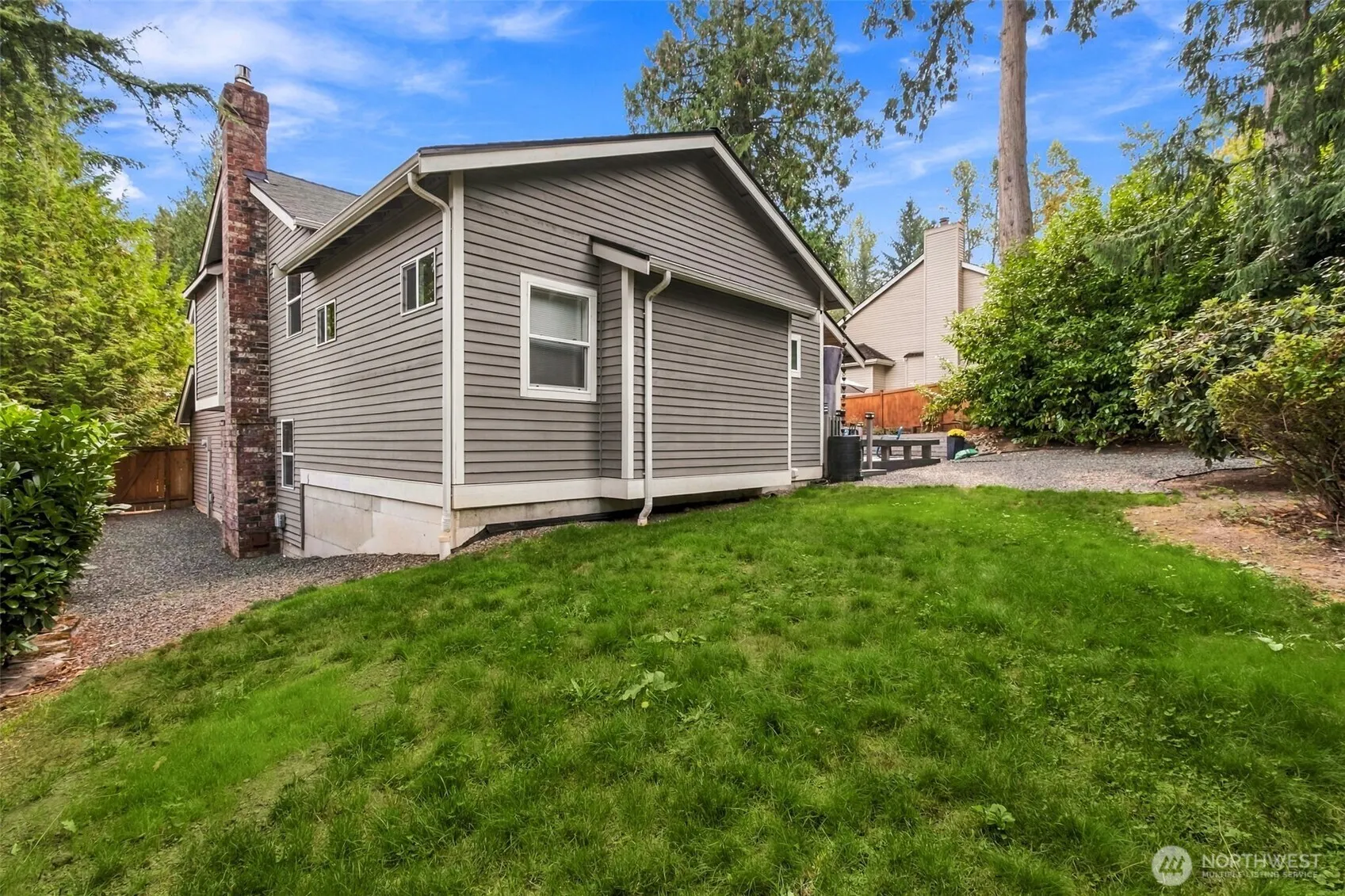 425 Jasmine Place NW, Issaquah, WA 98027-2638