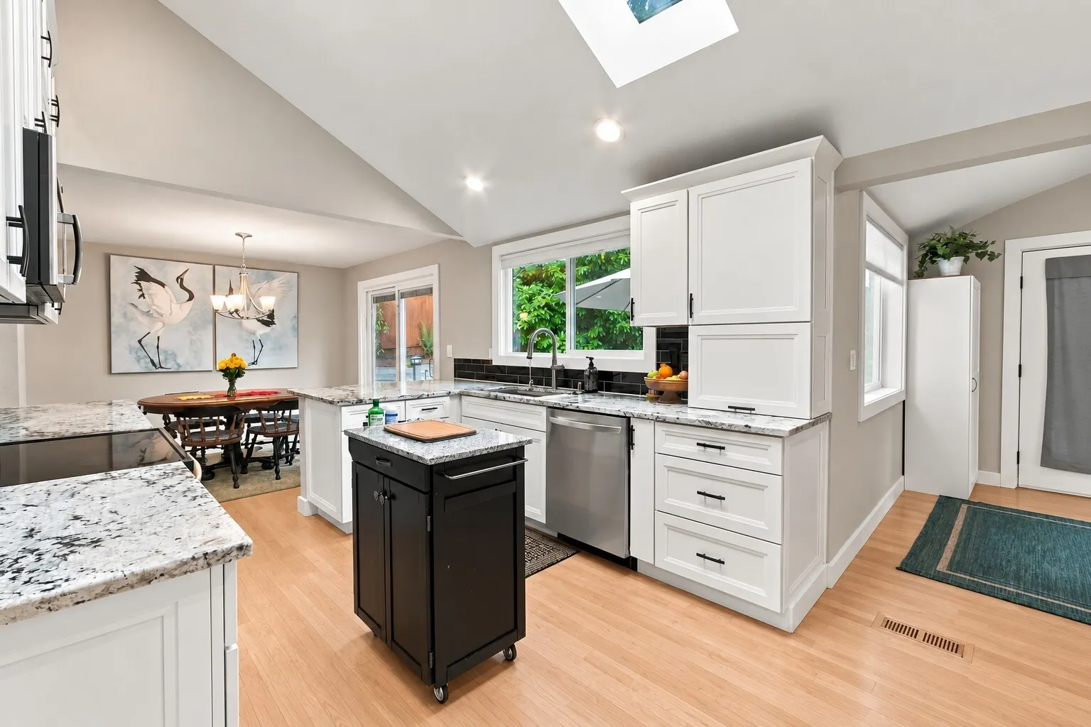 425 Jasmine Place NW, Issaquah, WA 98027-2638