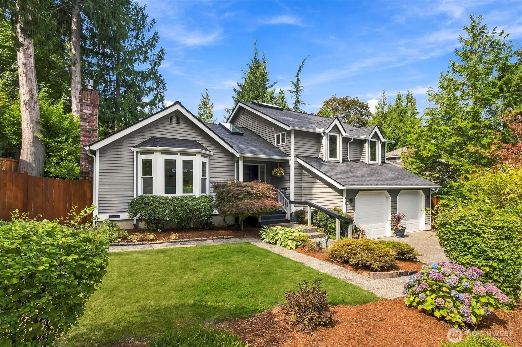 425 Jasmine Place NW, Issaquah, WA 98027-2638