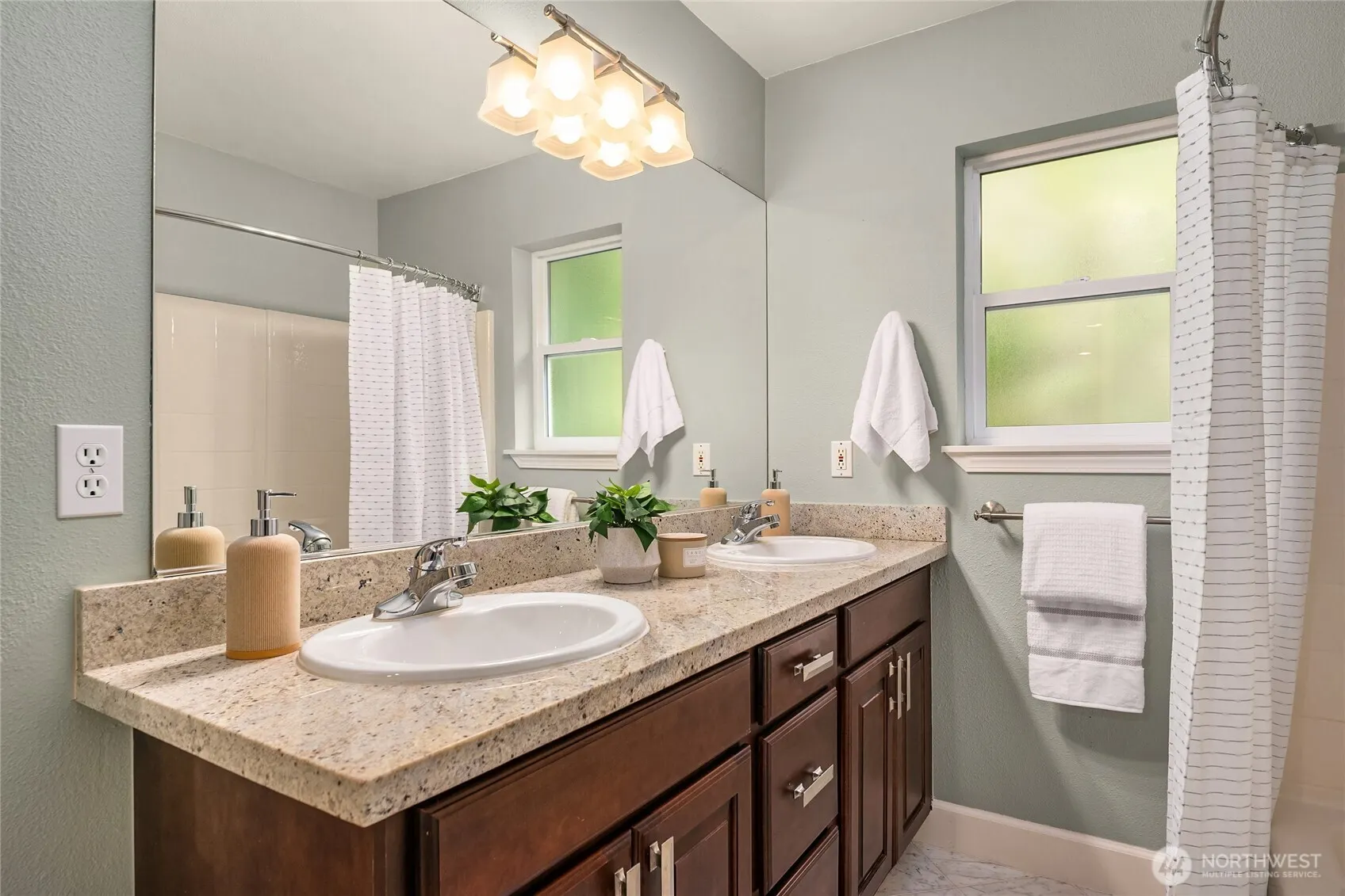 10405 NE 151st Place , Bothell, WA 98011