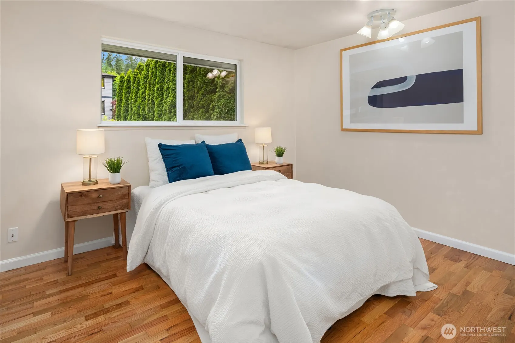 570 SE Andrews Street , Issaquah, WA 98027