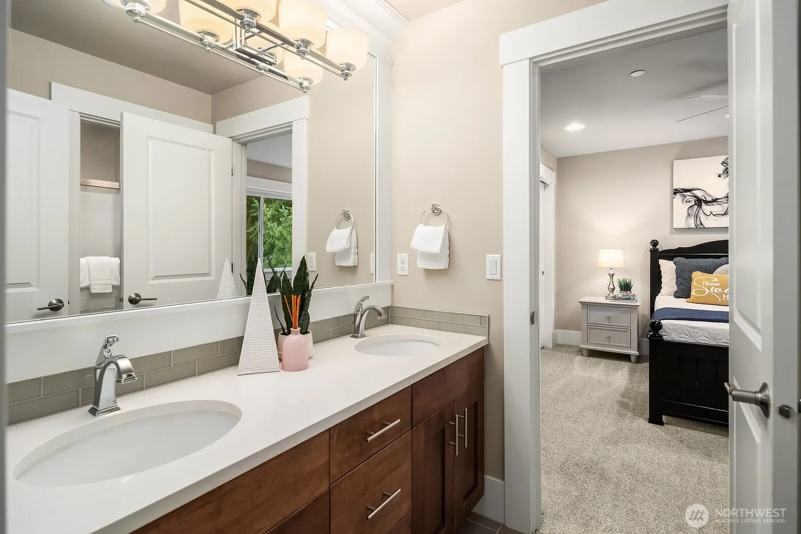 2219 244th Avenue SE, Sammamish, WA 98075