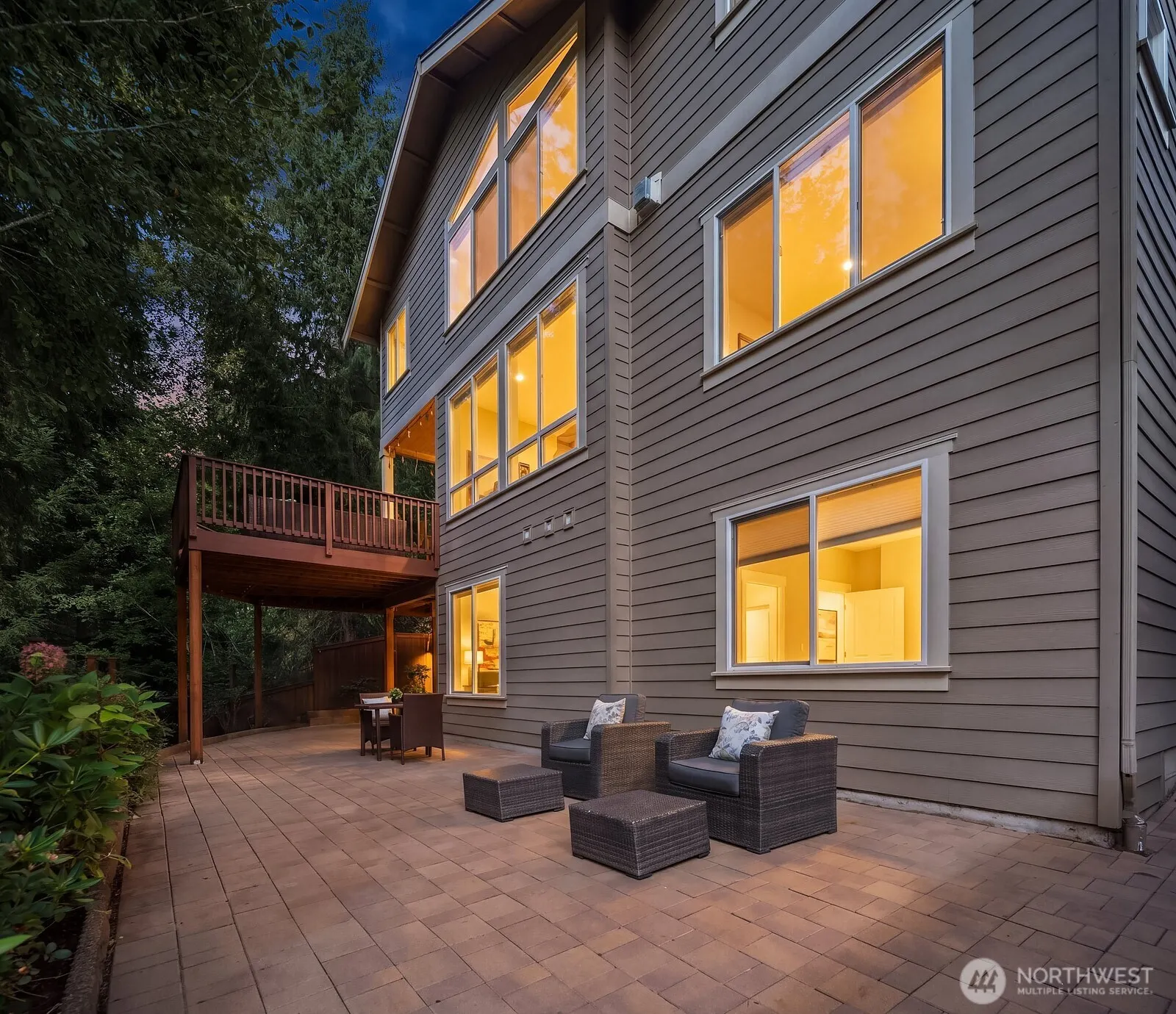 2219 244th Avenue SE, Sammamish, WA 98075