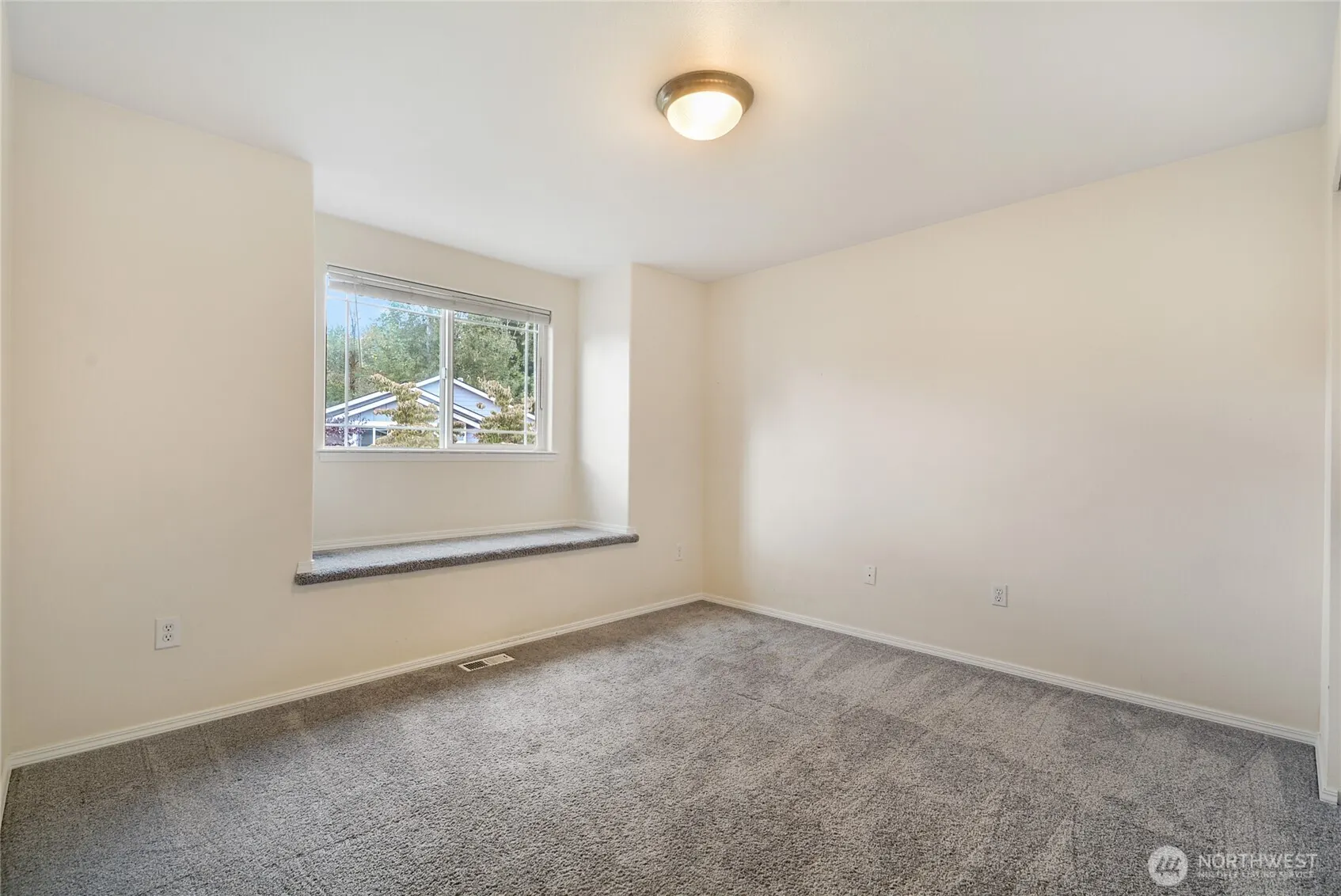 18302 8th Avenue SE, Bothell, WA 98012