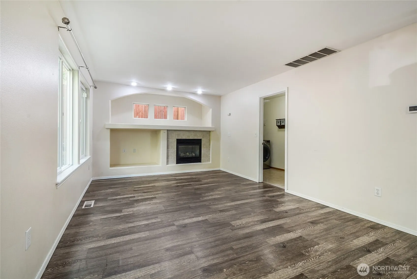18302 8th Avenue SE, Bothell, WA 98012