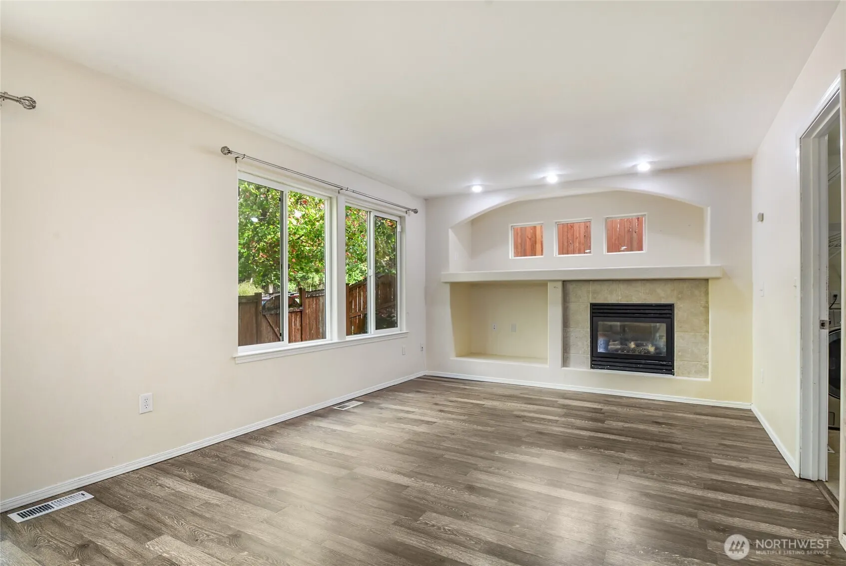 18302 8th Avenue SE, Bothell, WA 98012