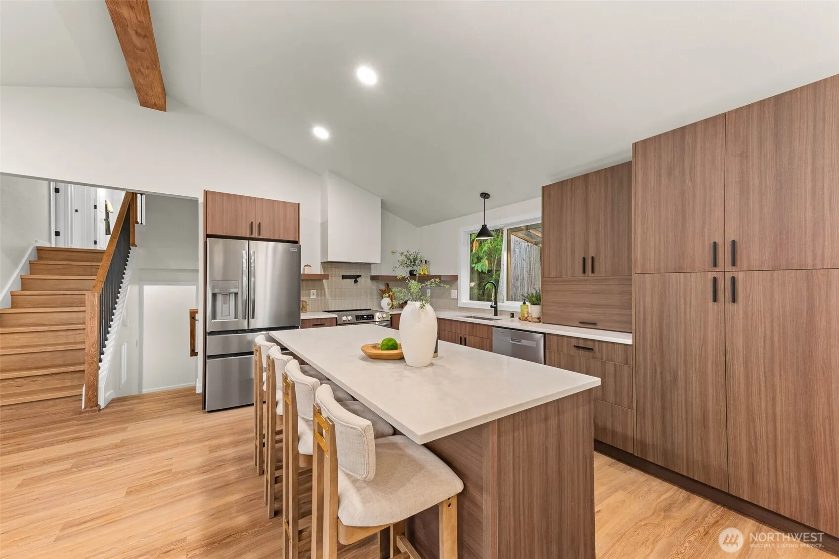 14415 105th Avenue NE, Kirkland, WA 98034