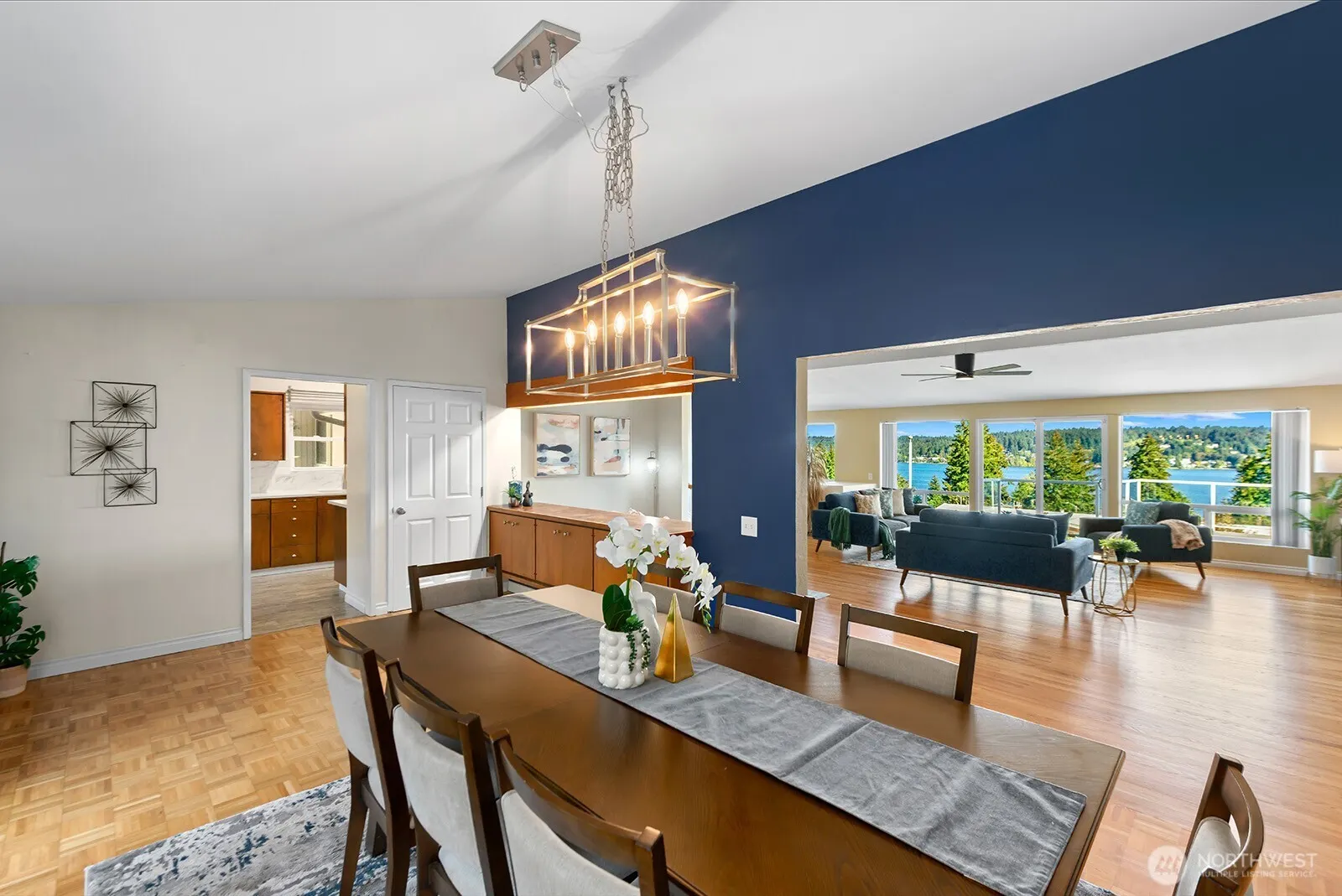 2623 170th Avenue SE, Bellevue, WA 98008