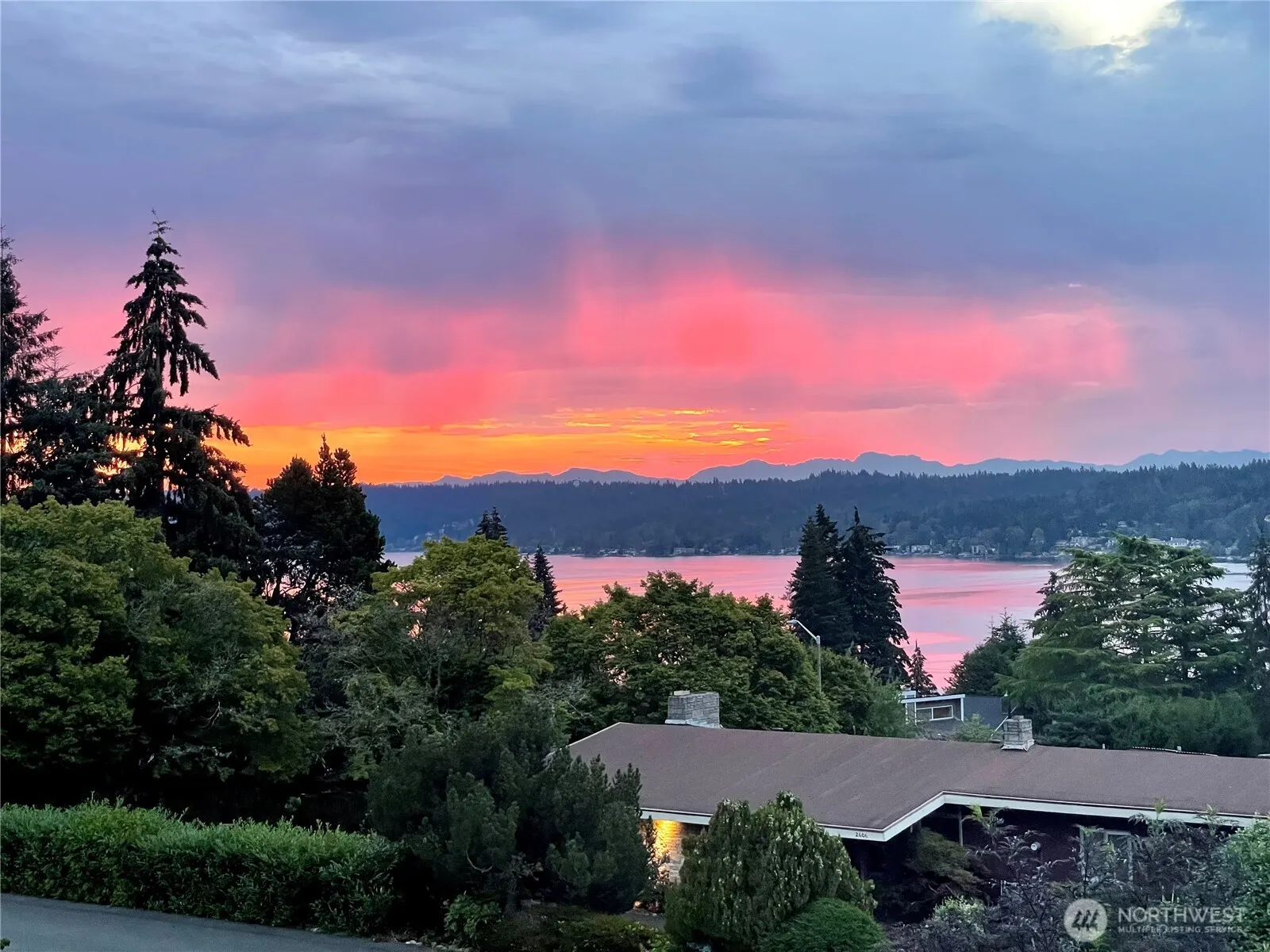 2623 170th Avenue SE, Bellevue, WA 98008