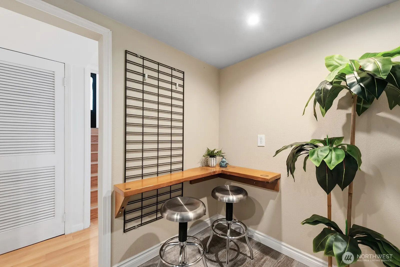 2623 170th Avenue SE, Bellevue, WA 98008