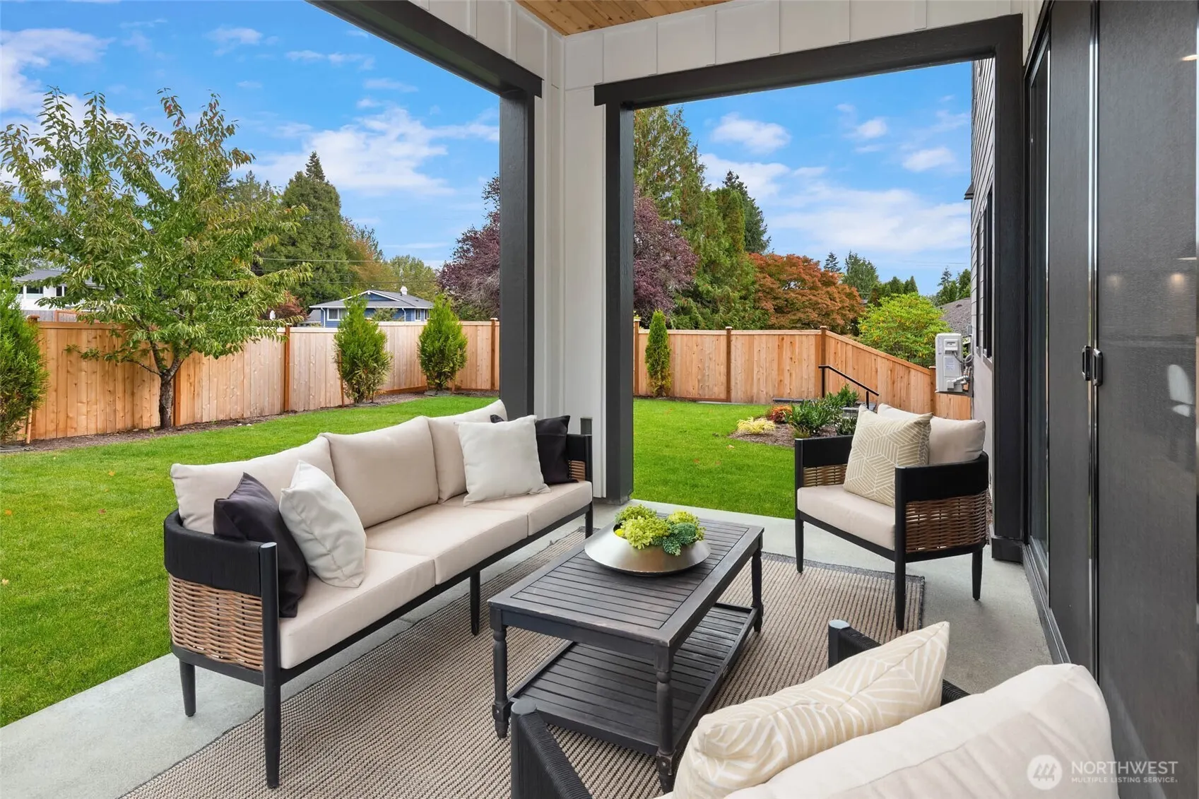 17266 NE 18th Place , Bellevue, WA 98008