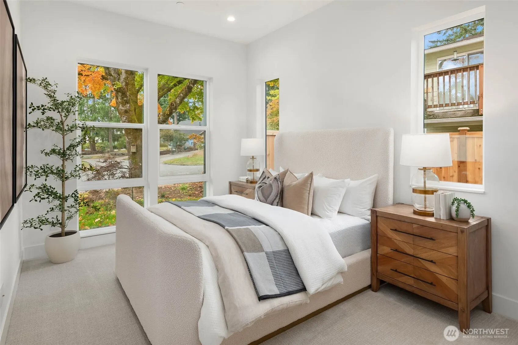 17266 NE 18th Place , Bellevue, WA 98008