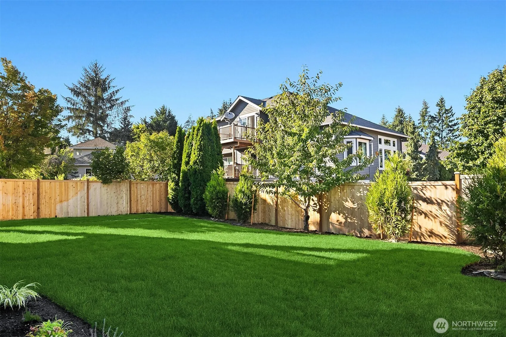 17266 NE 18th Place , Bellevue, WA 98008