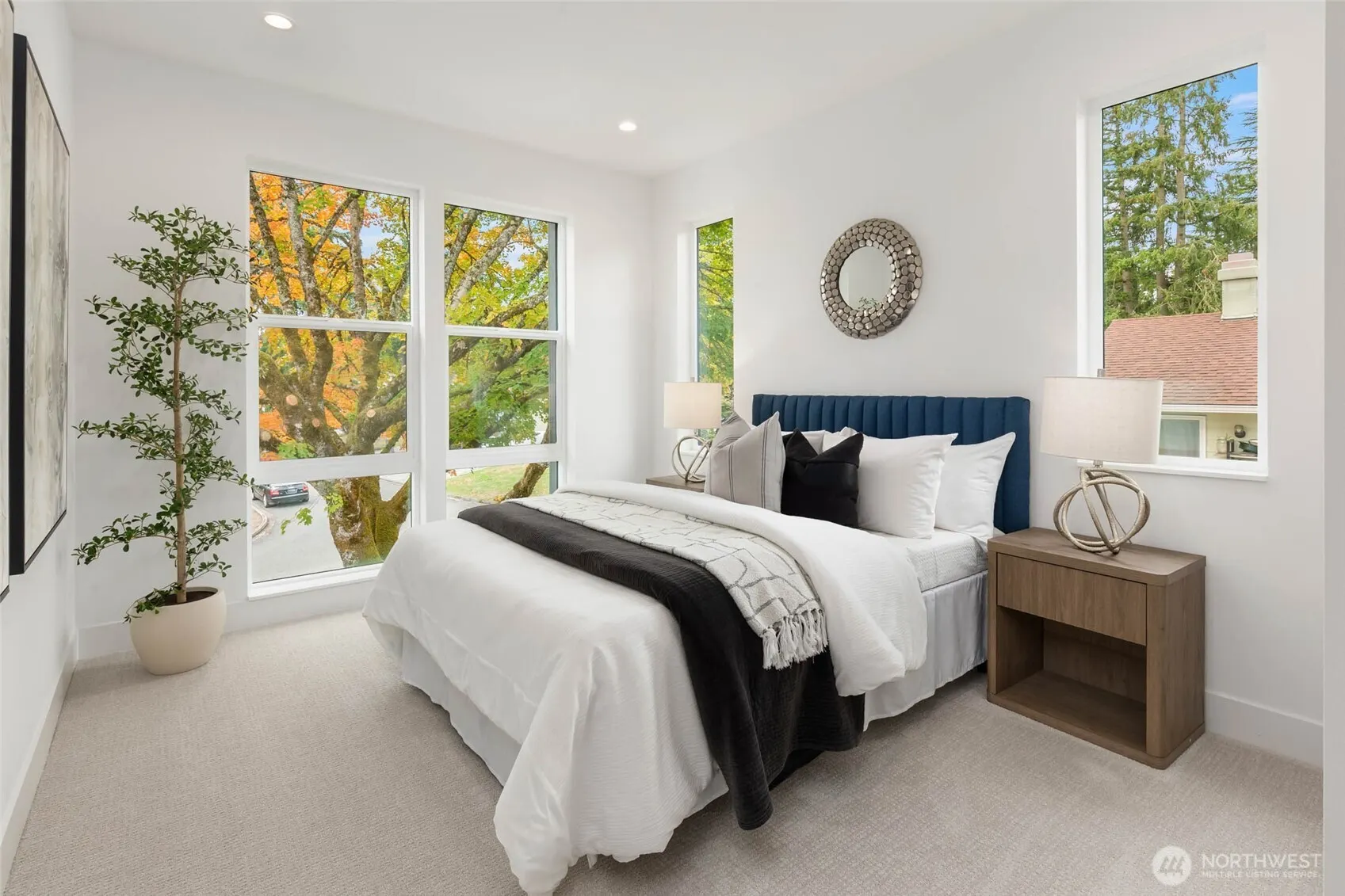 17266 NE 18th Place , Bellevue, WA 98008
