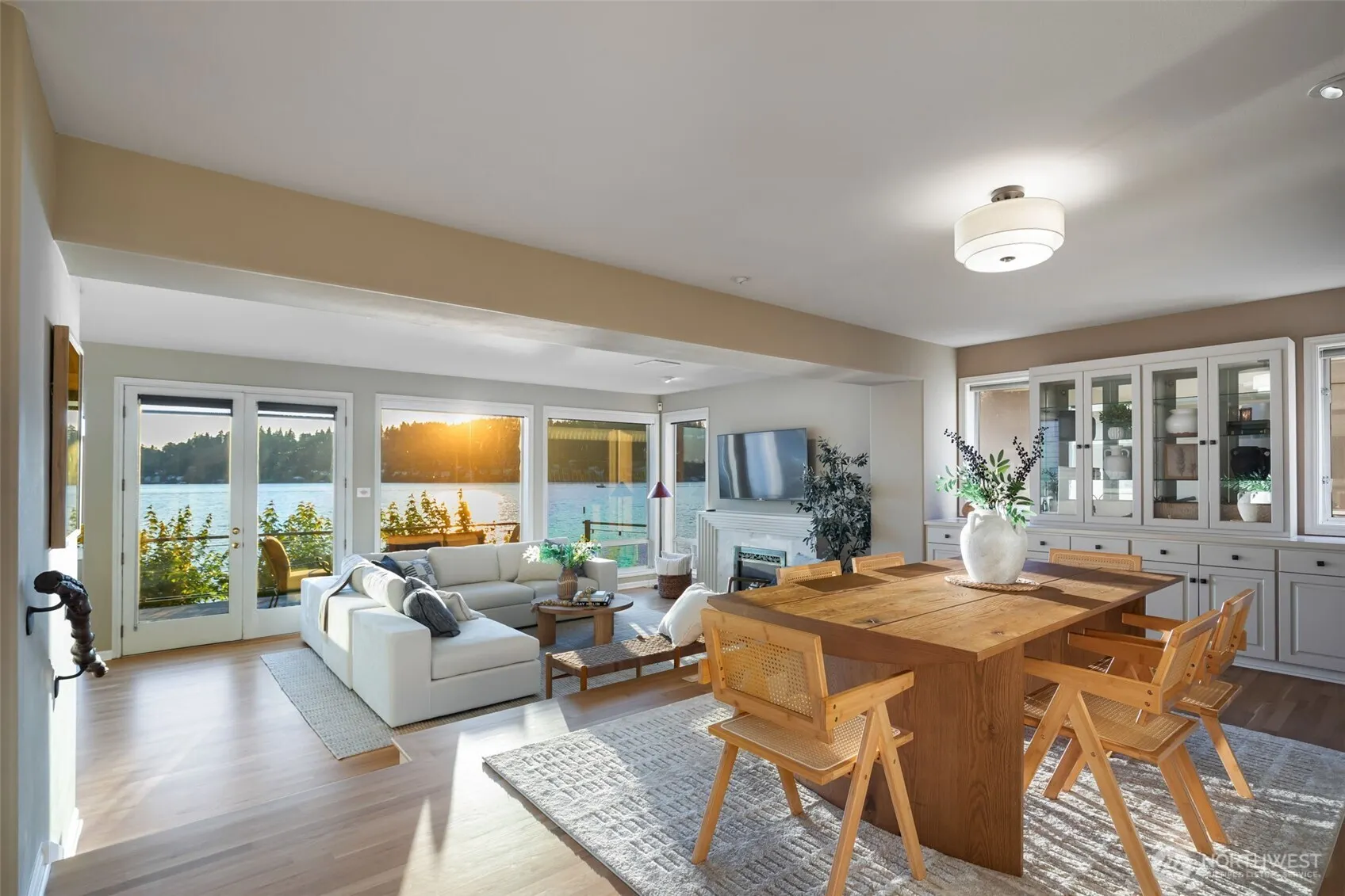 3711 Lake Washington Boulevard N, Renton, WA 98056