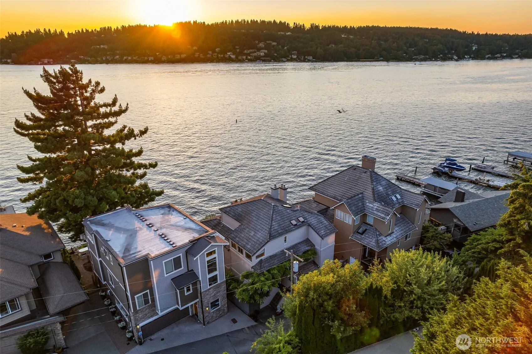 3711 Lake Washington Boulevard N, Renton, WA 98056
