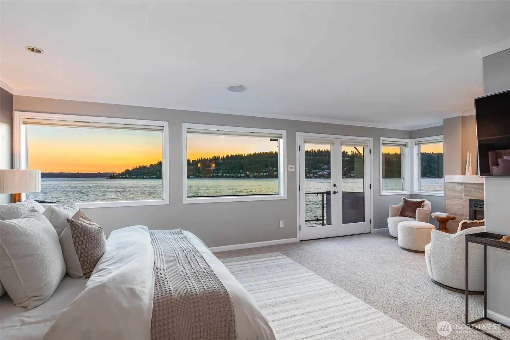 3711 Lake Washington Boulevard N, Renton, WA 98056
