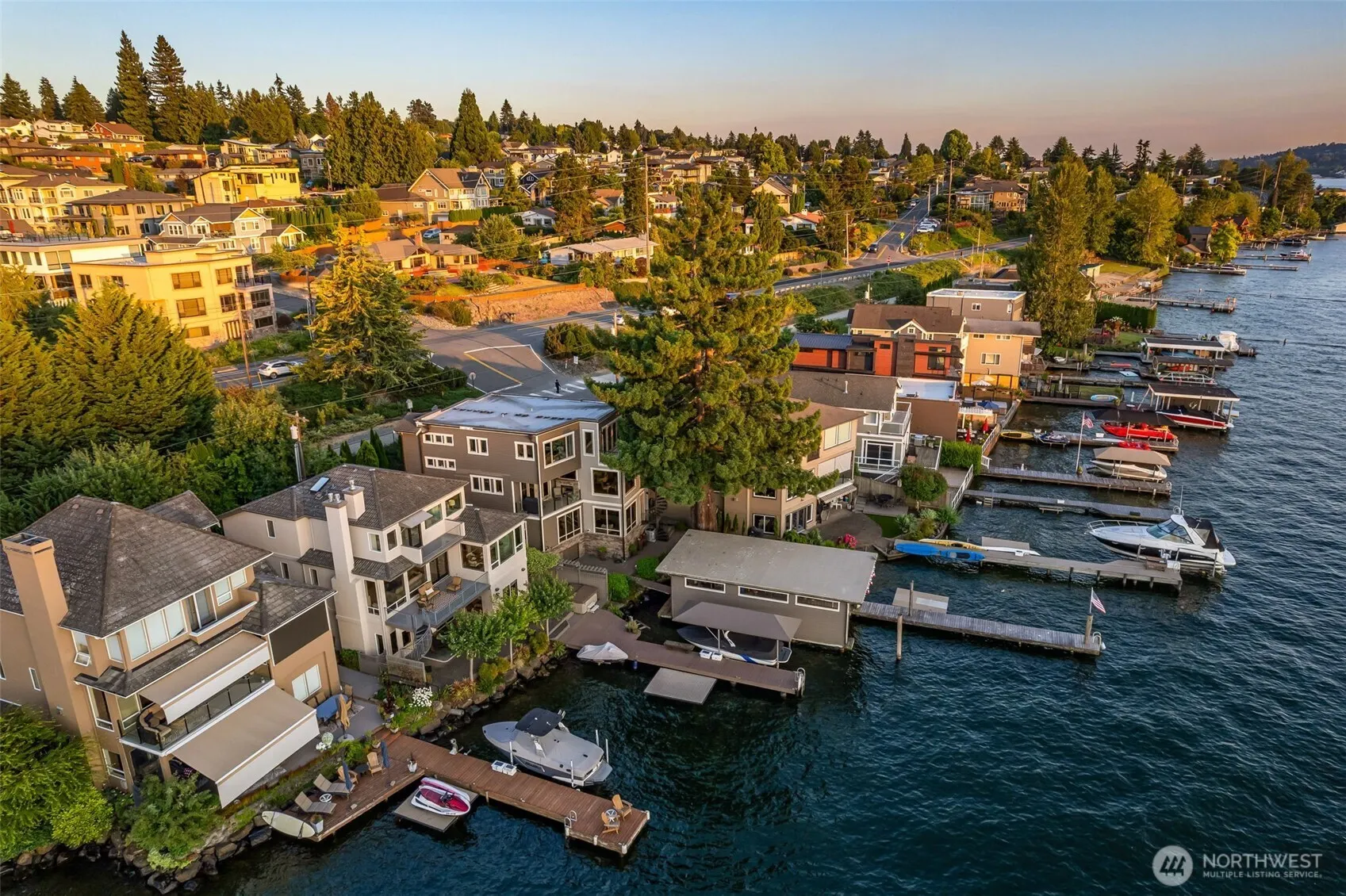 3711 Lake Washington Boulevard N, Renton, WA 98056