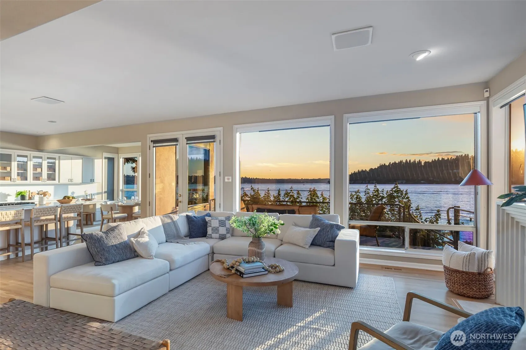 3711 Lake Washington Boulevard N, Renton, WA 98056