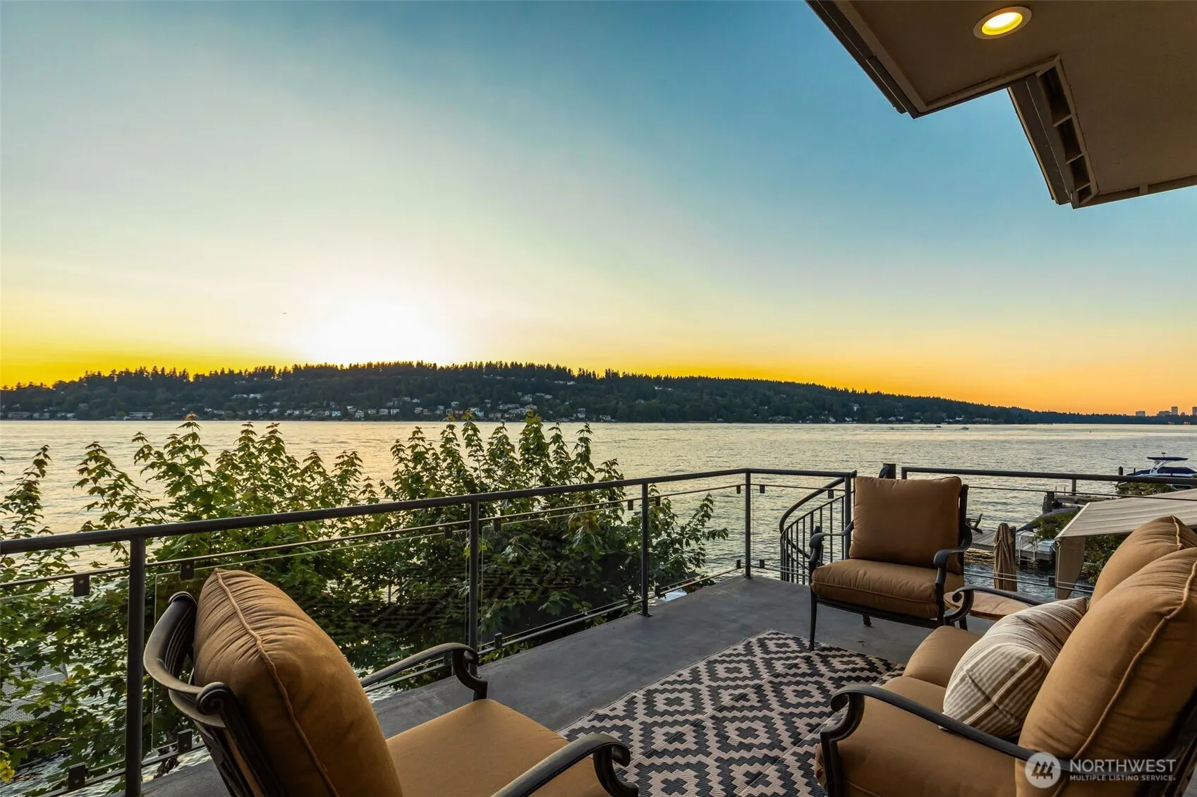 3711 Lake Washington Boulevard N, Renton, WA 98056