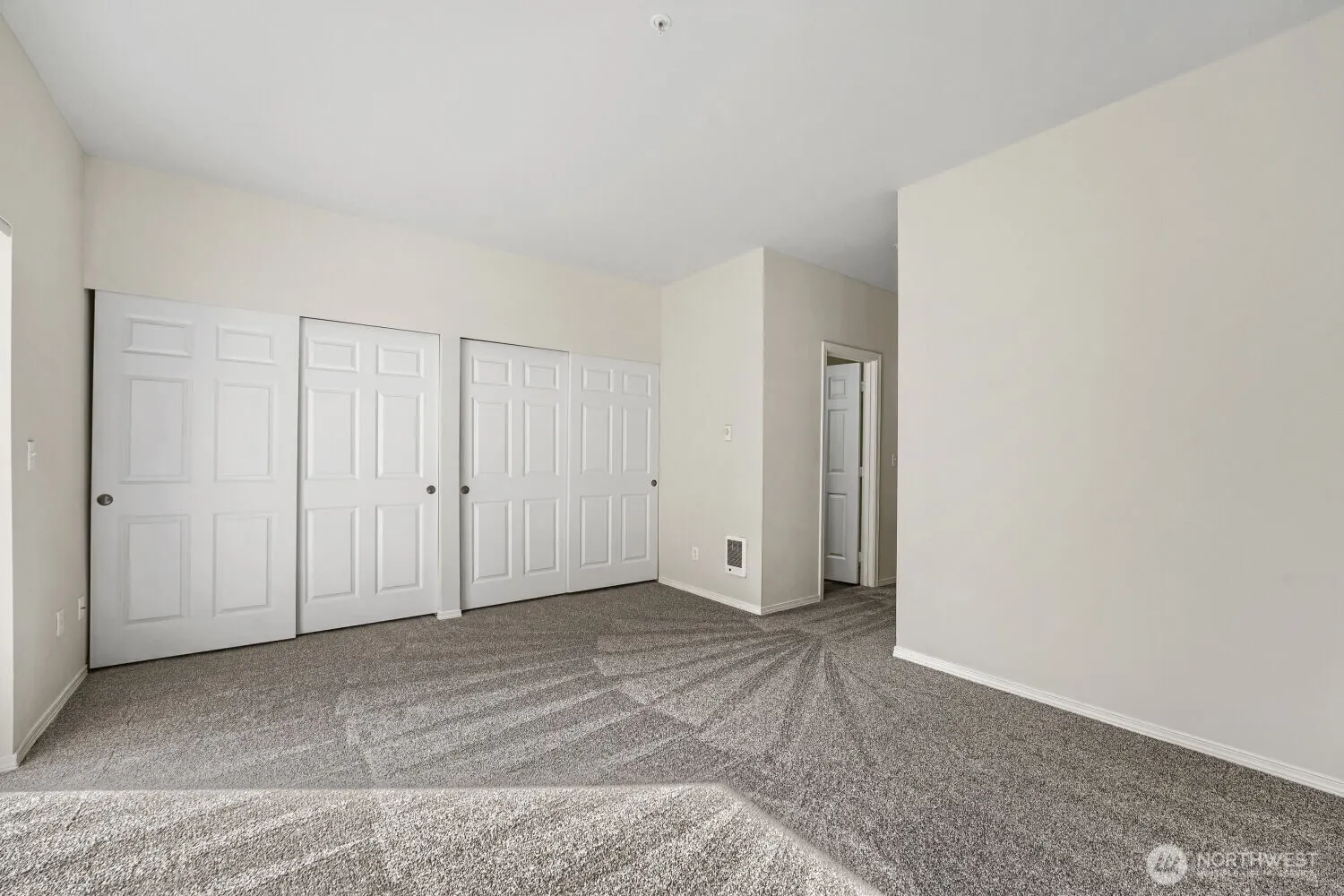 1800 NE 40th Street #F3, Renton, WA 98056-2074