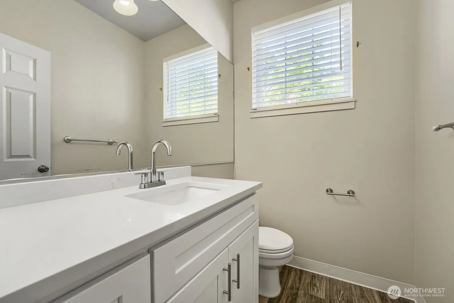 1800 NE 40th Street #F3, Renton, WA 98056-2074
