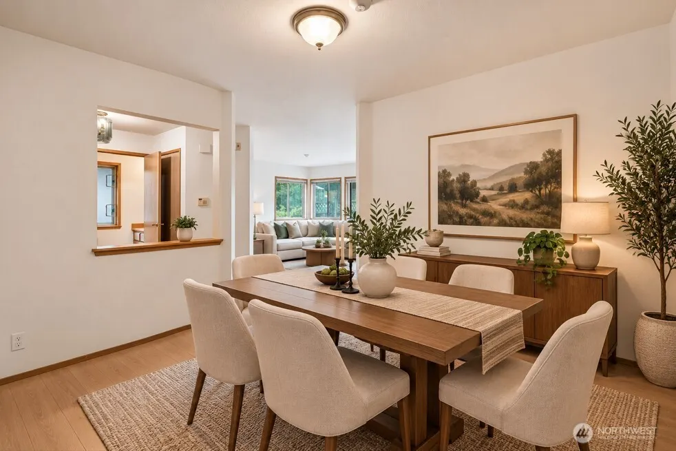 15617 NE 70th Court #D109, Redmond, WA 98052