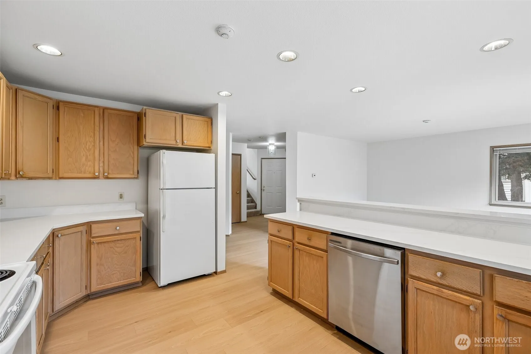 15617 NE 70th Court #D109, Redmond, WA 98052