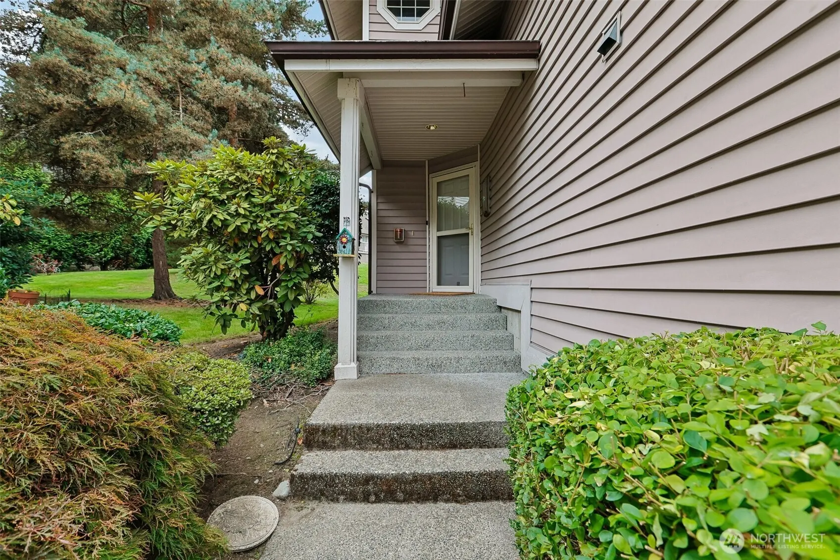 15617 NE 70th Court #D109, Redmond, WA 98052