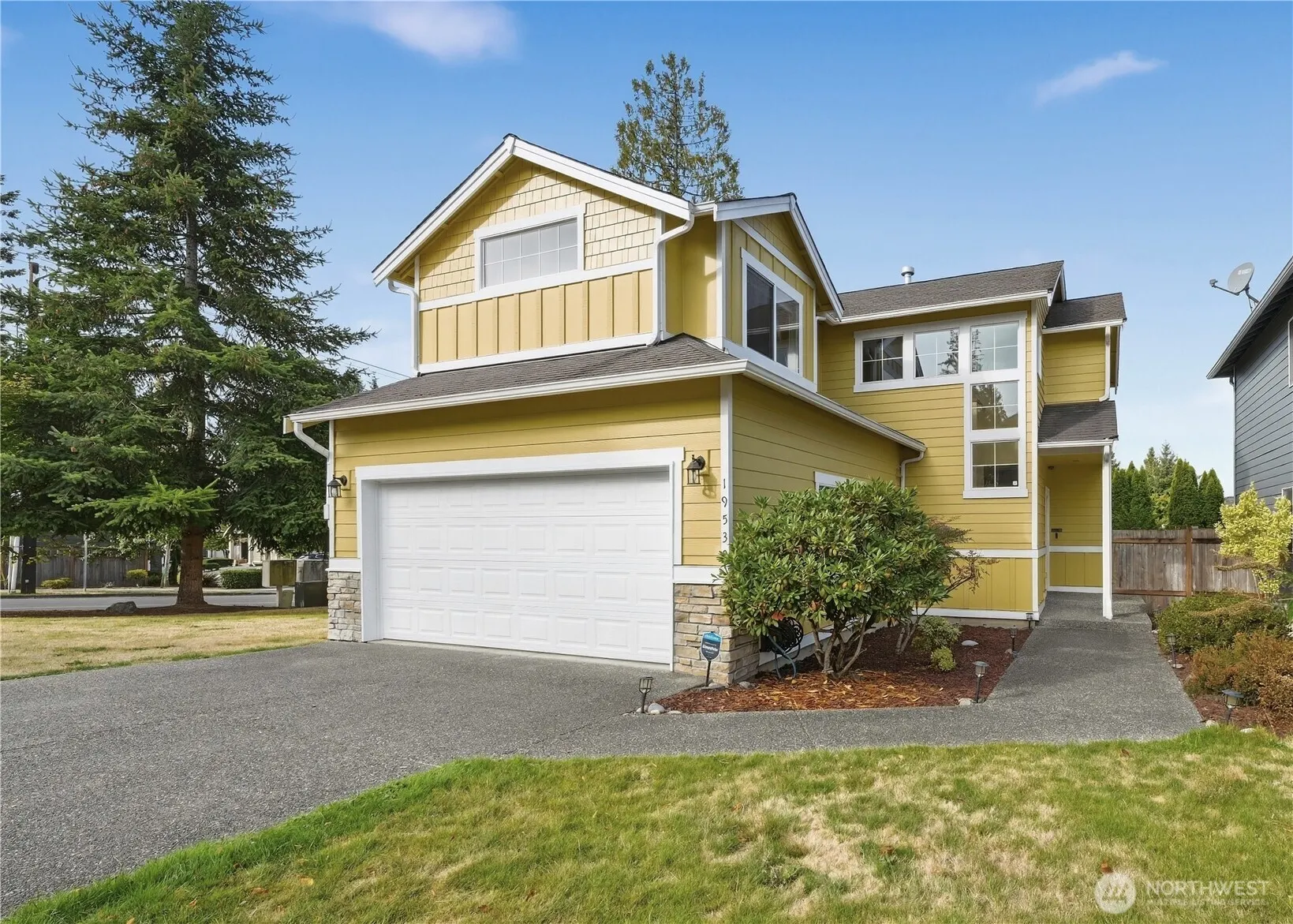19530 25th Drive SE, Bothell, WA 98012