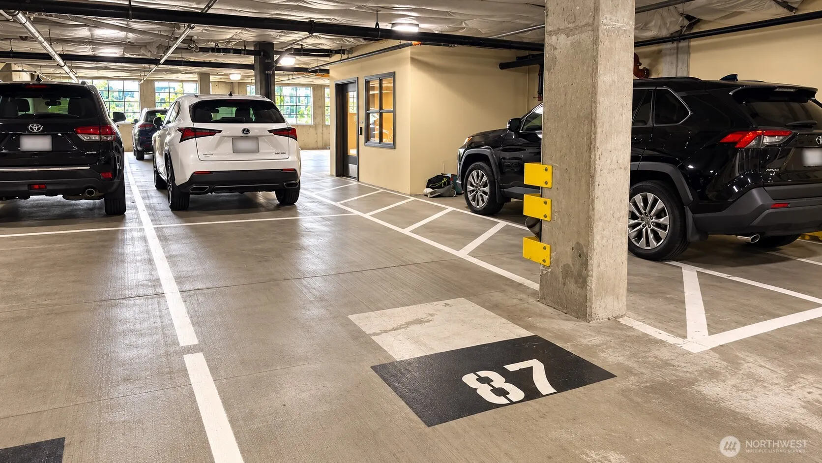 118 107th Avenue NE #B403, Bellevue, WA 98004