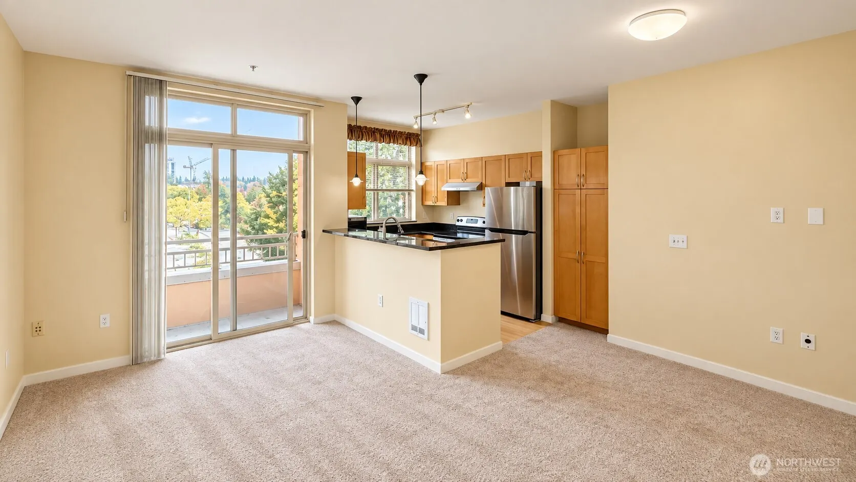 118 107th Avenue NE #B403, Bellevue, WA 98004