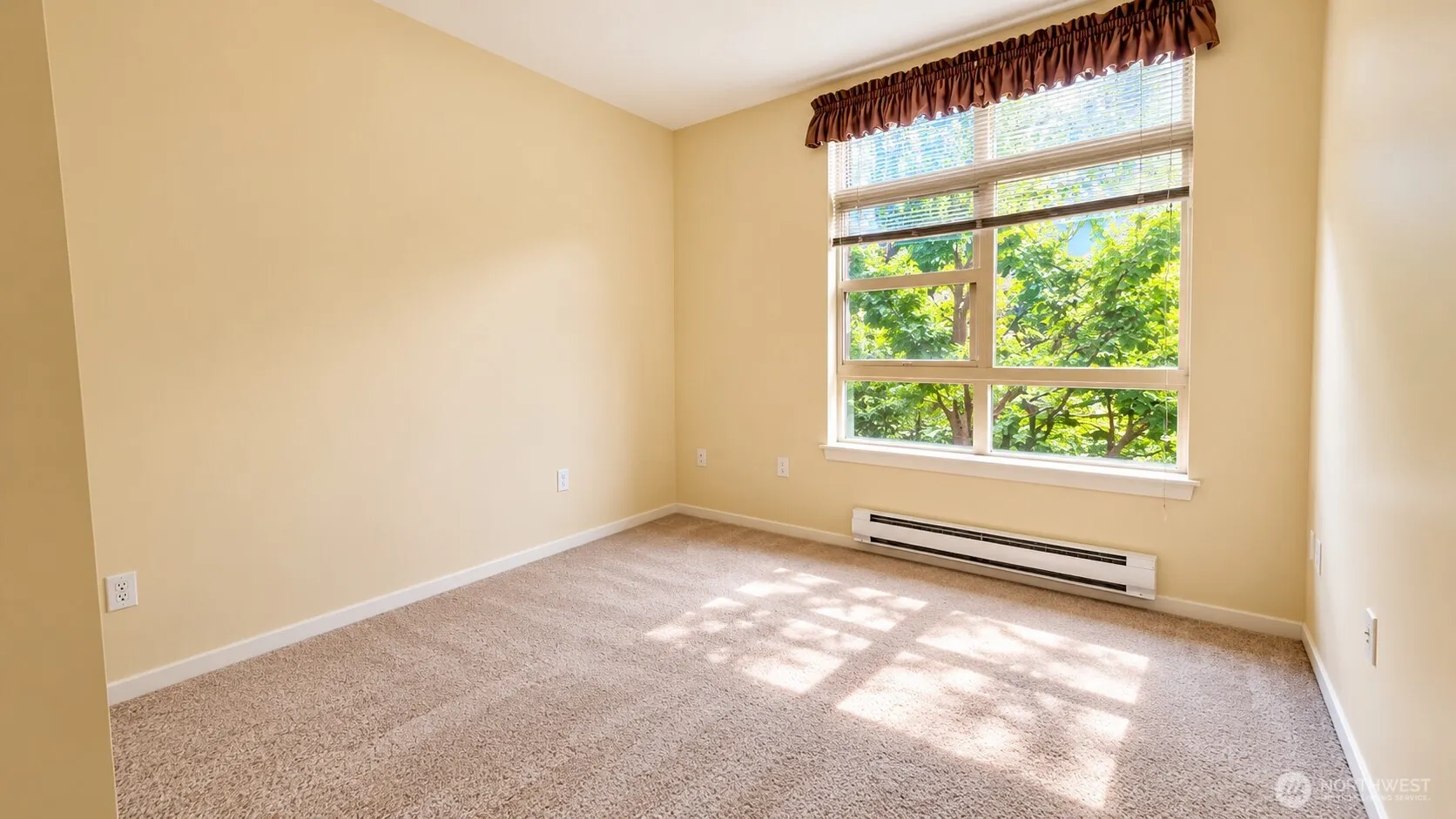 118 107th Avenue NE #B403, Bellevue, WA 98004