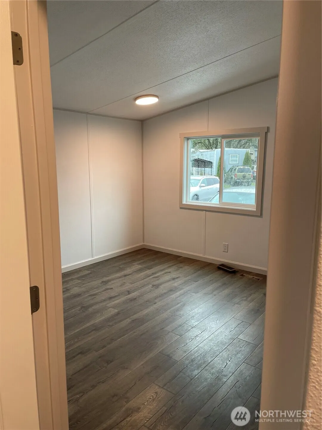 827 West Valley Highway #46, Kent, WA 98032