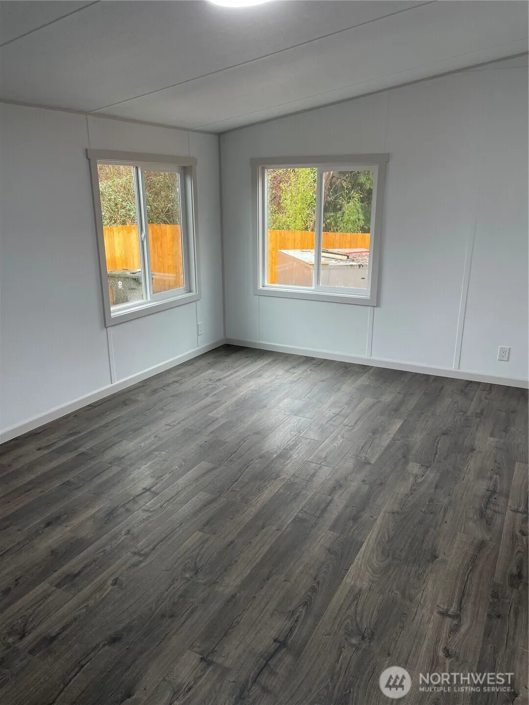 827 West Valley Highway #46, Kent, WA 98032