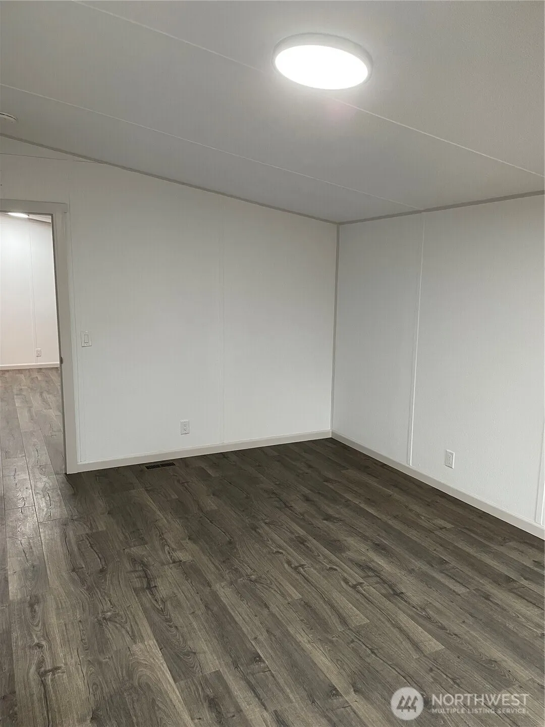 827 West Valley Highway #46, Kent, WA 98032