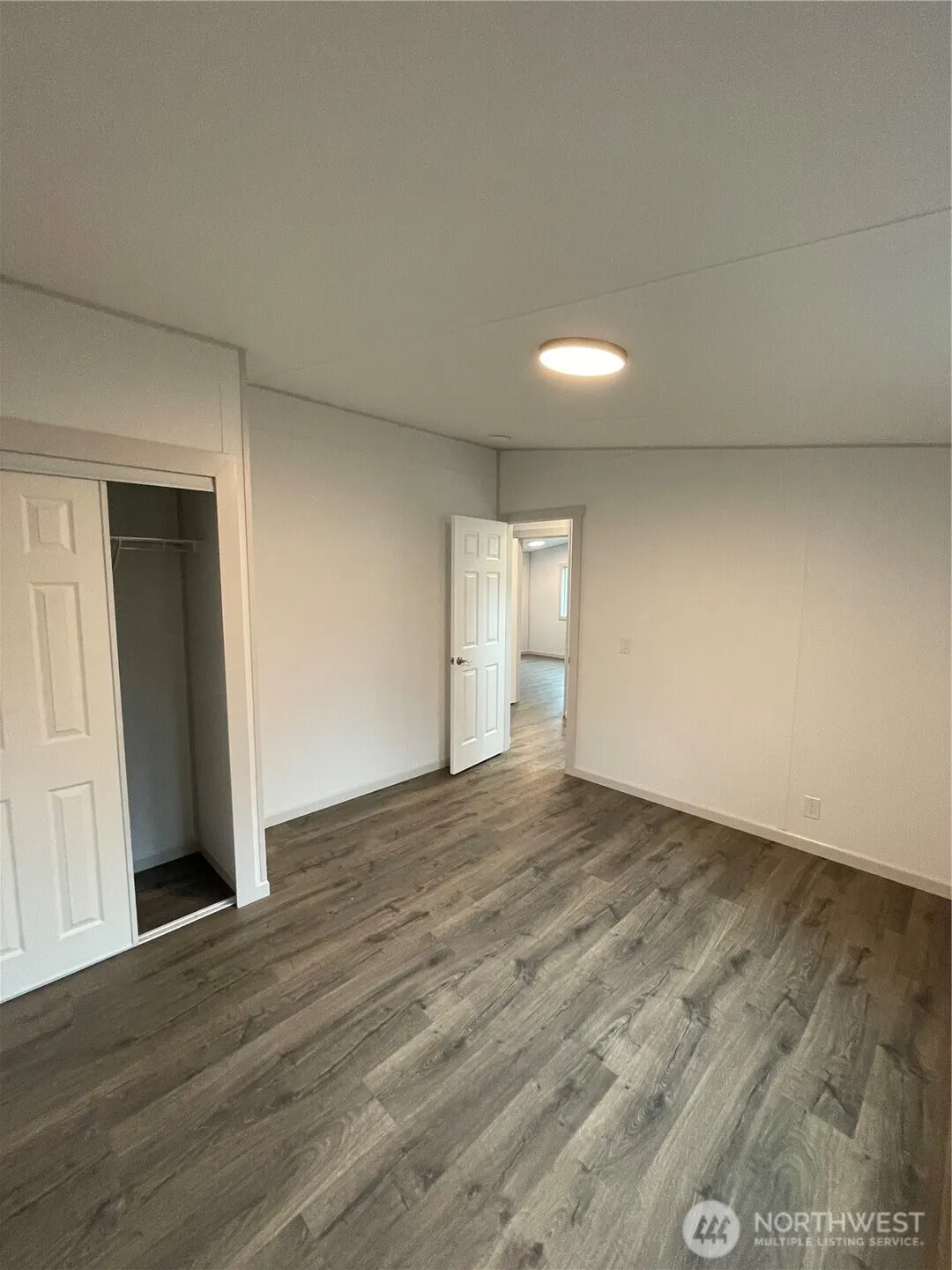 827 West Valley Highway #46, Kent, WA 98032