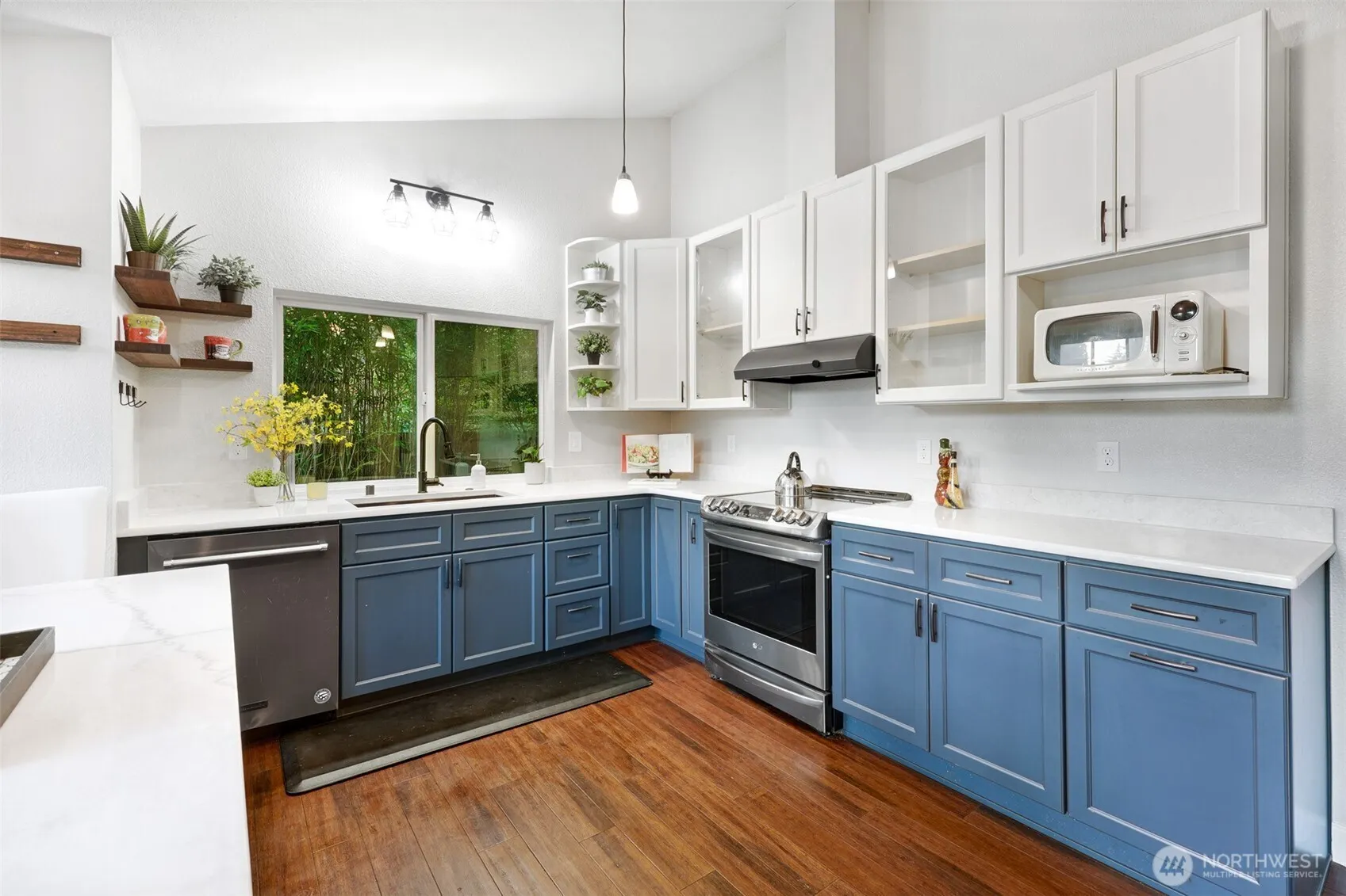 14032 110th Place NE, Kirkland, WA 98034